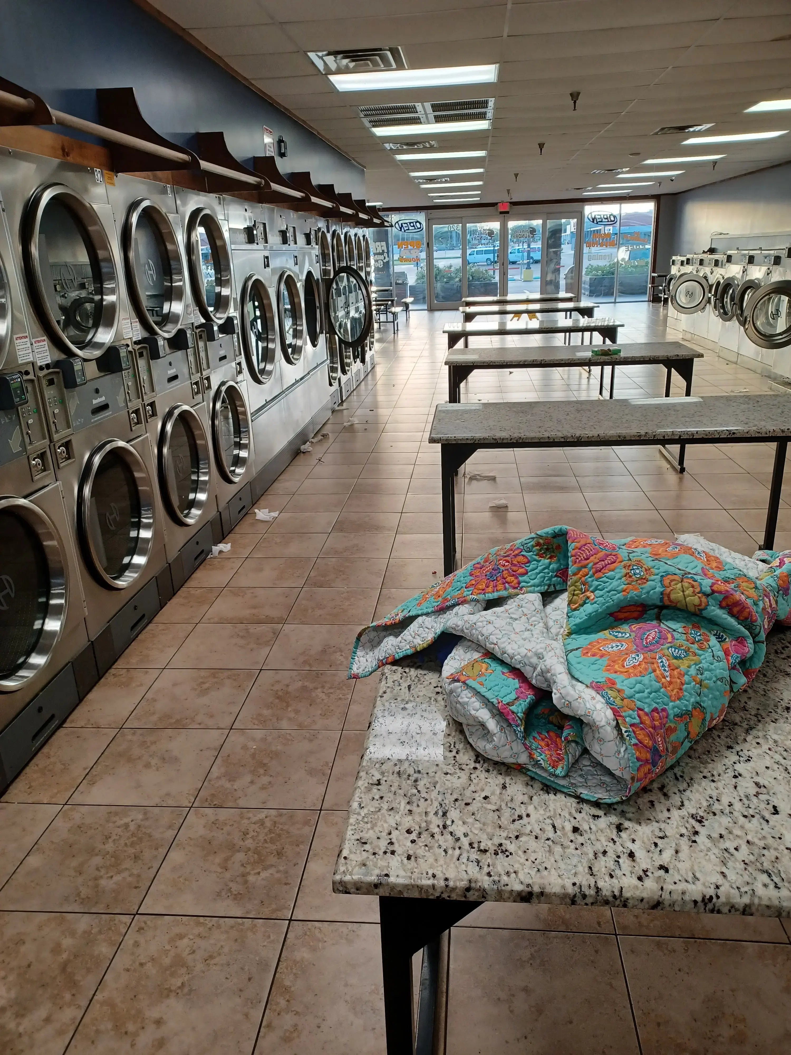 Spin City Laundry - Image 4