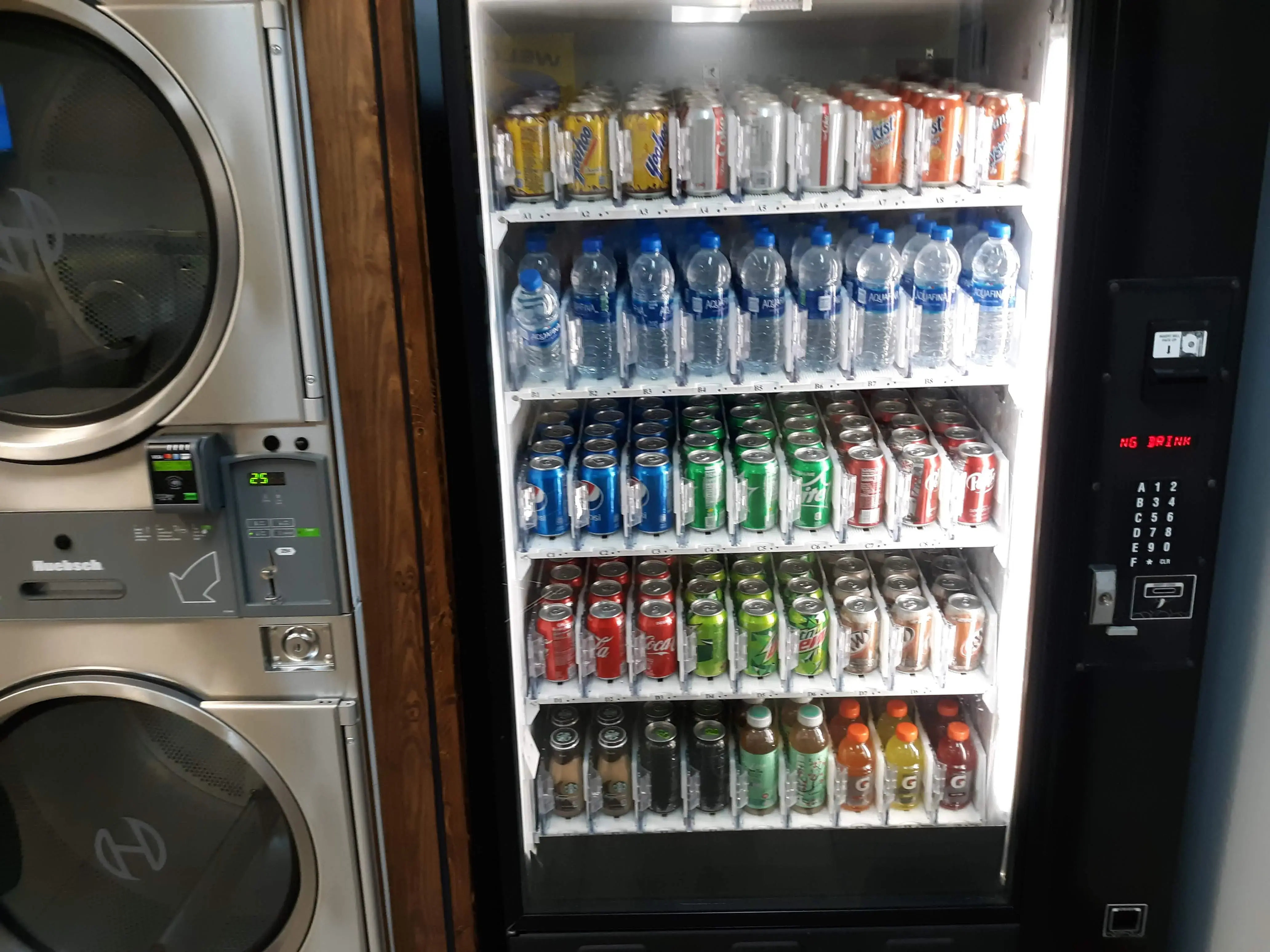 Spin City Laundry thumbnail 9