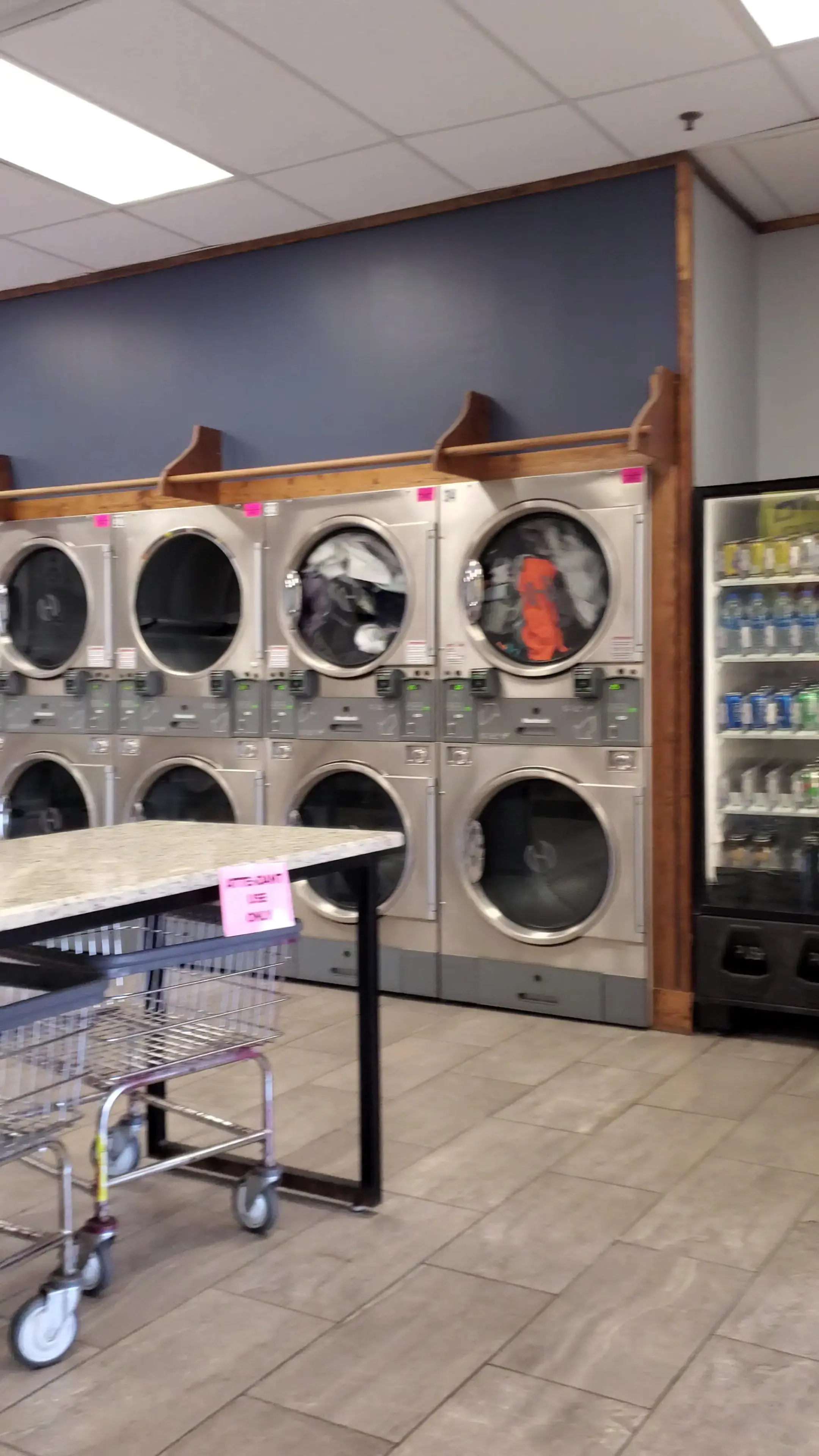 Spin City Laundry thumbnail 2