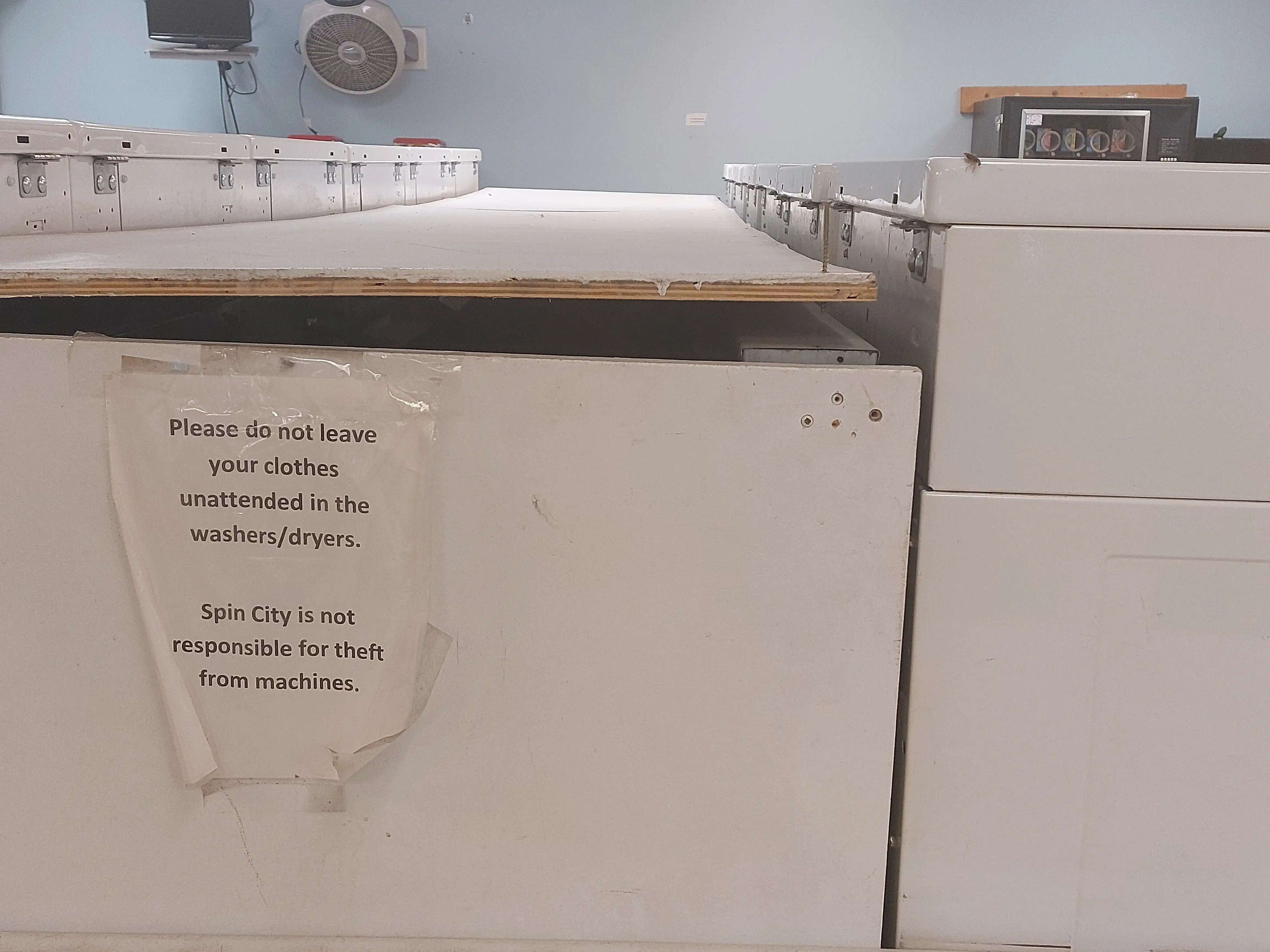 Spin City Laundry - Image 11