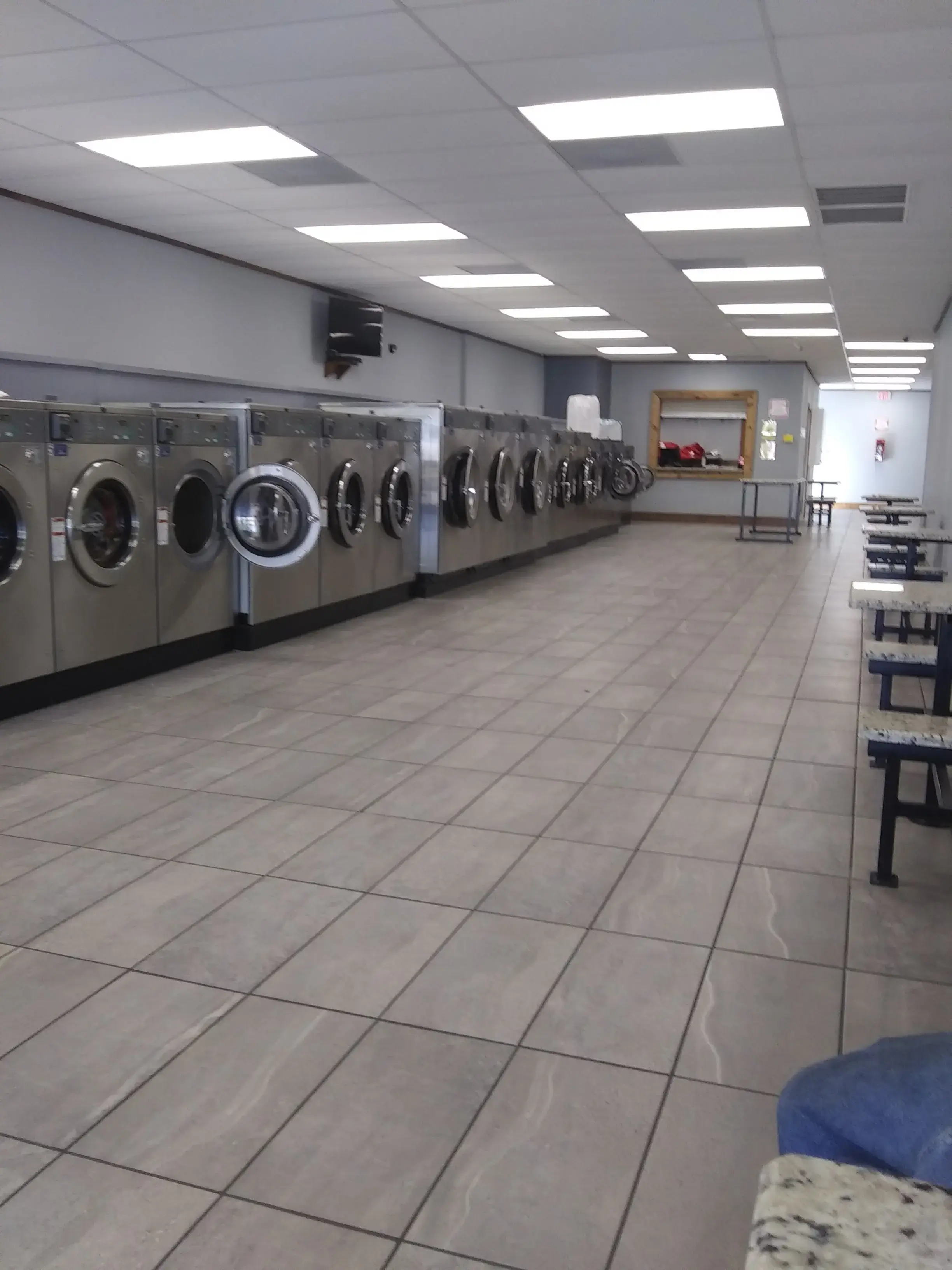 Spin City Laundry thumbnail 16