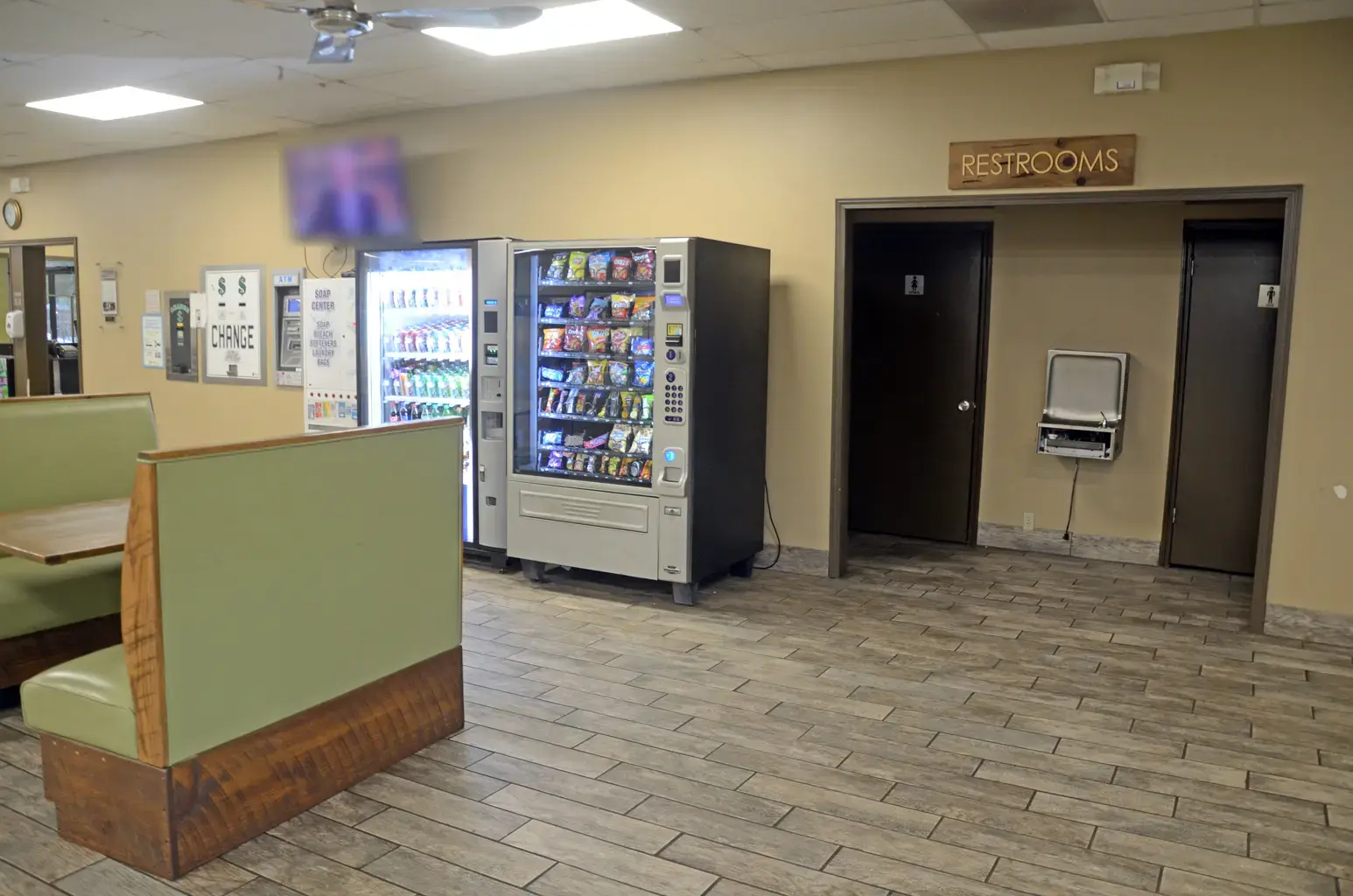 Spin City Laundry Horn Lake - Image 2