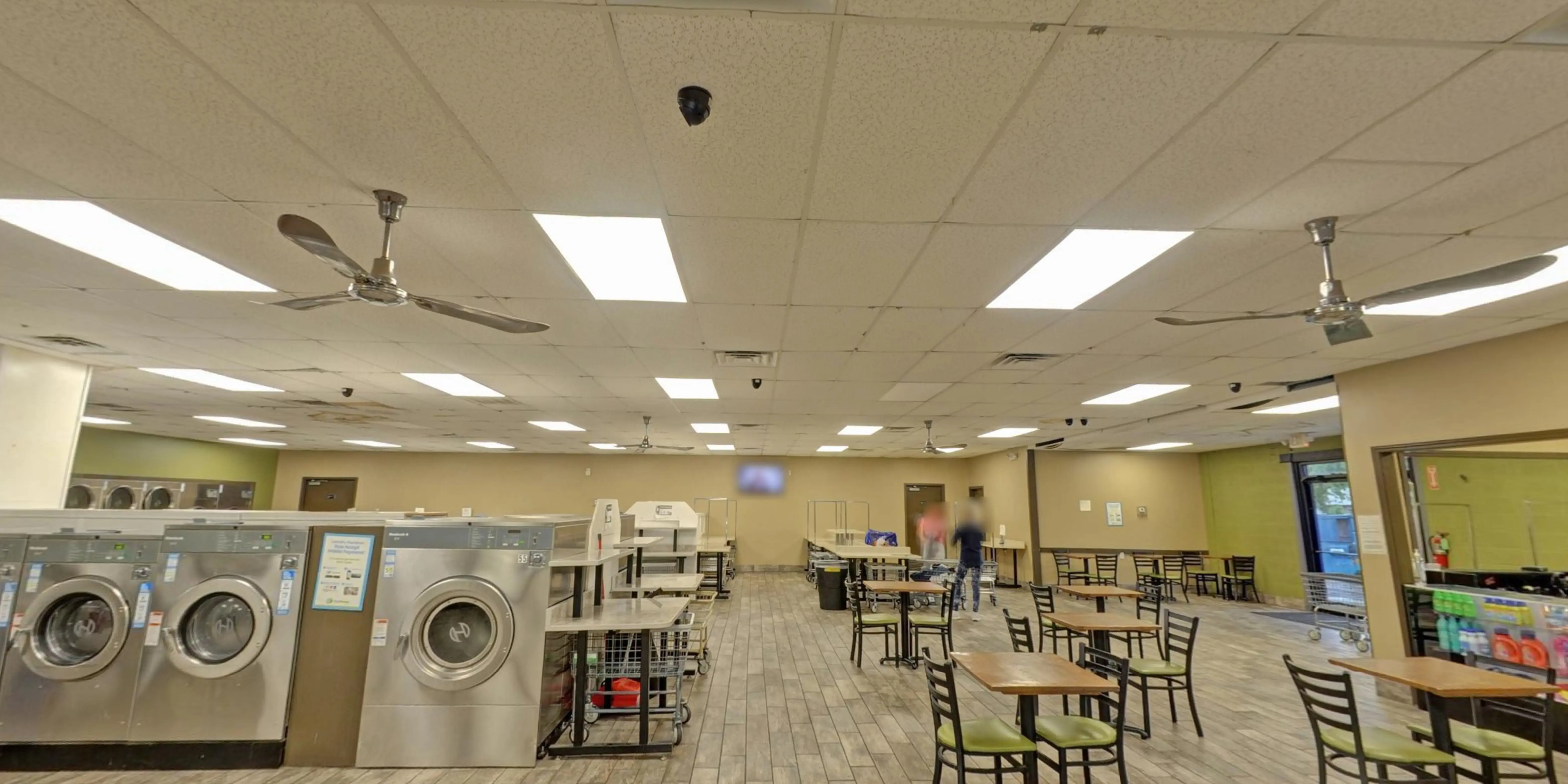 Spin City Laundry Horn Lake - Image 15