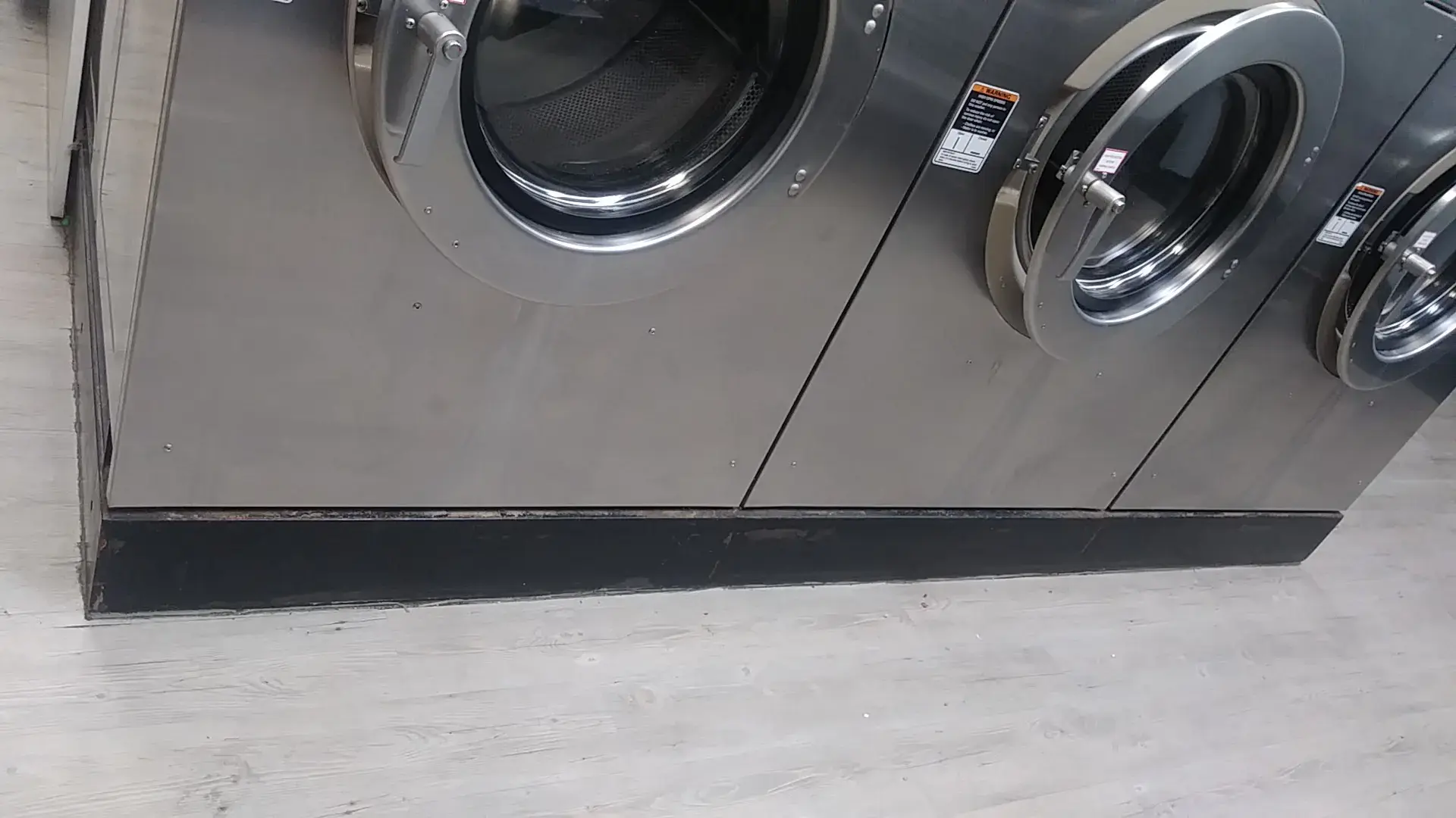 Spin City Laundry Lacey - Image 16