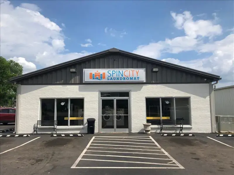 Spin City Laundry thumbnail 3