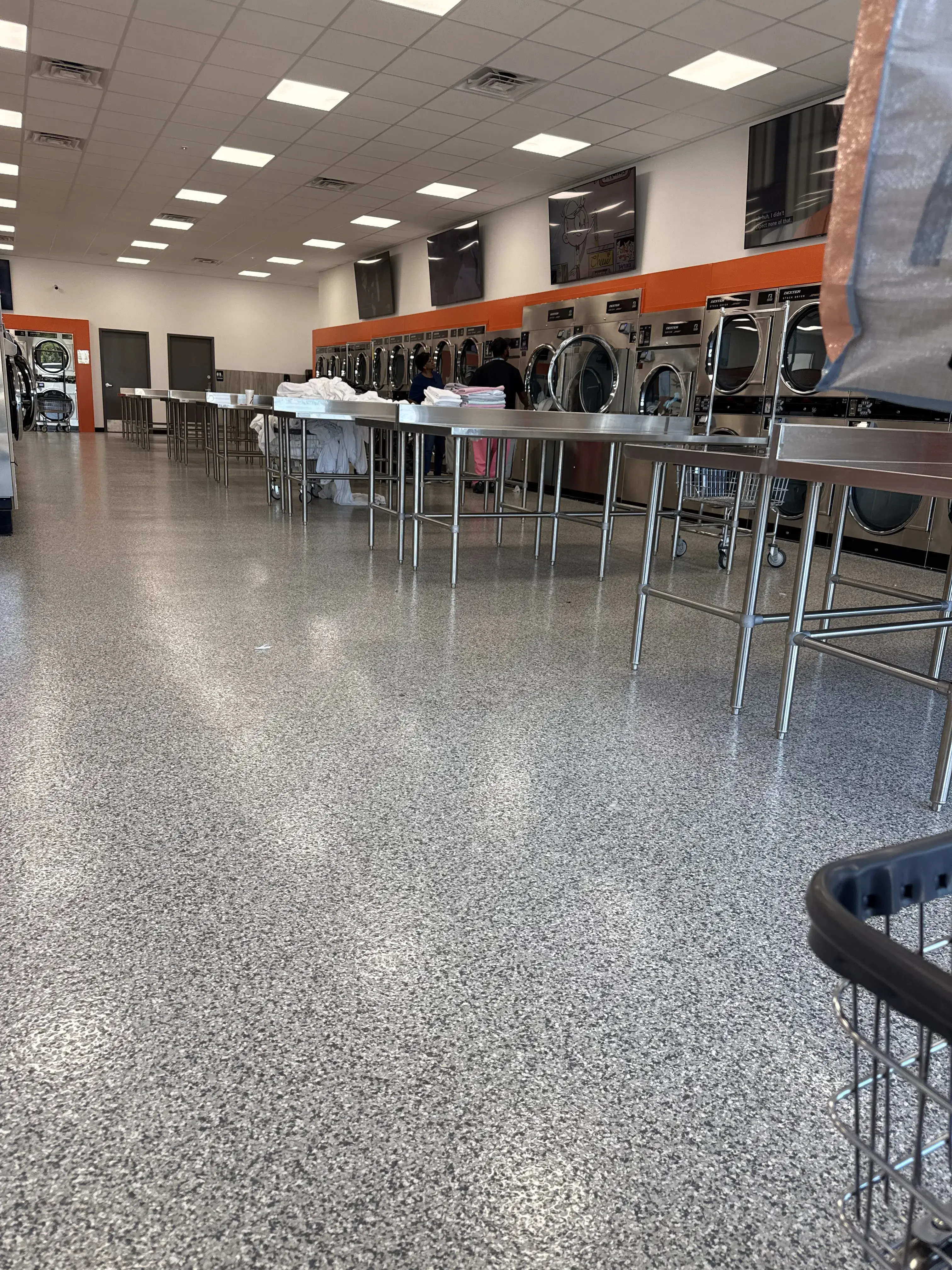 Spin City Laundry - Image 16