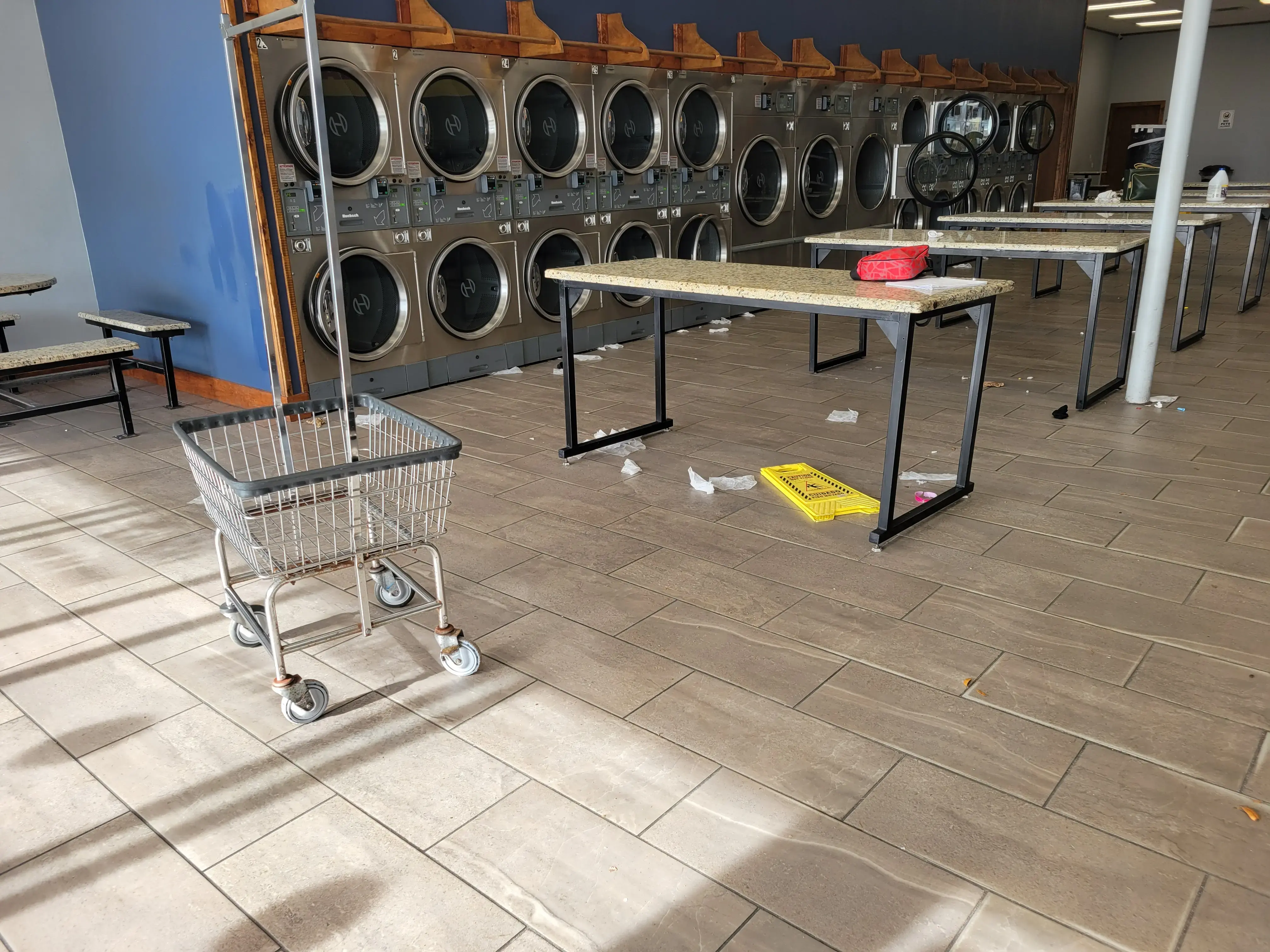 Spin City Laundry thumbnail 6