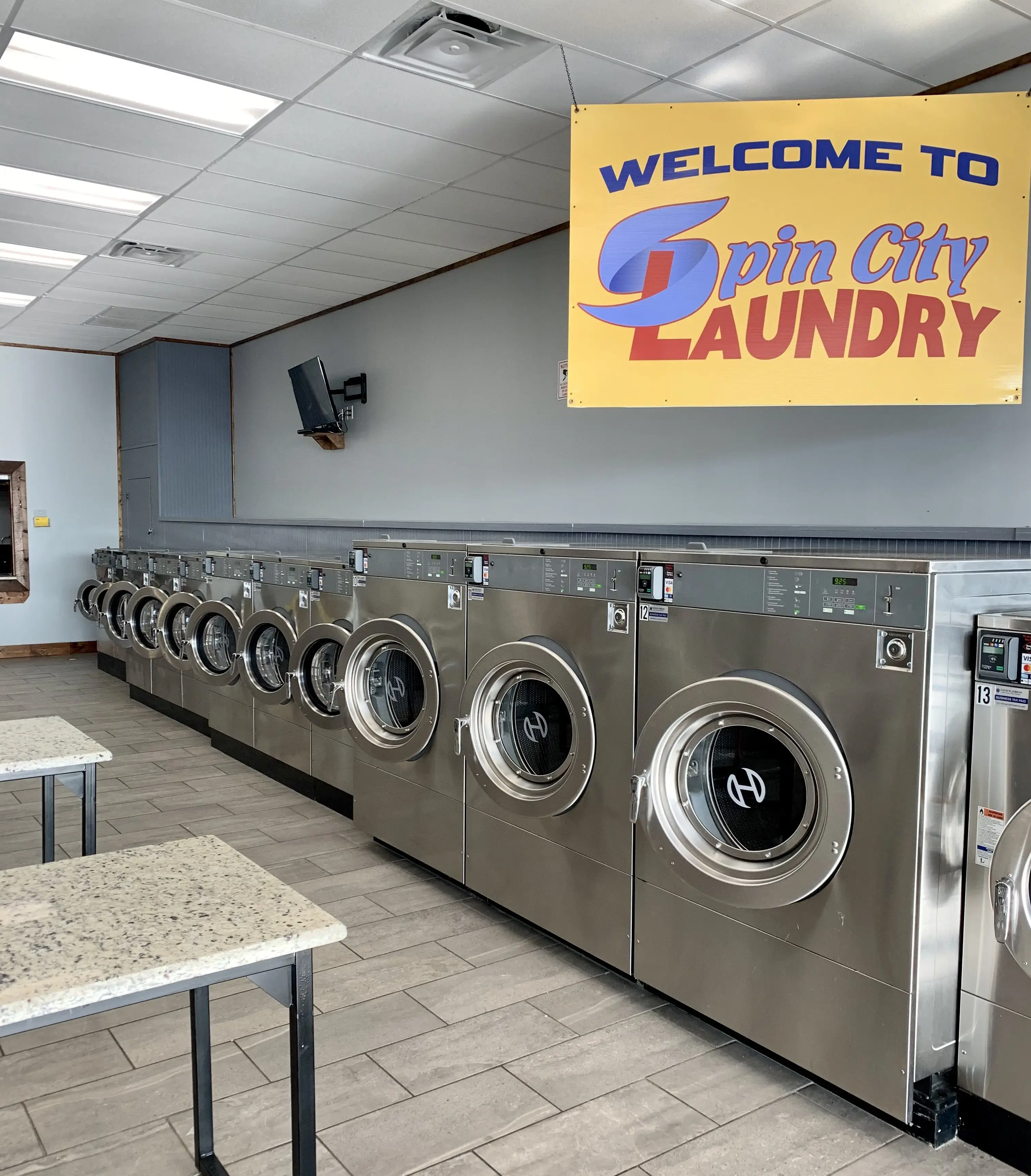 Spin City Laundry - Image 13