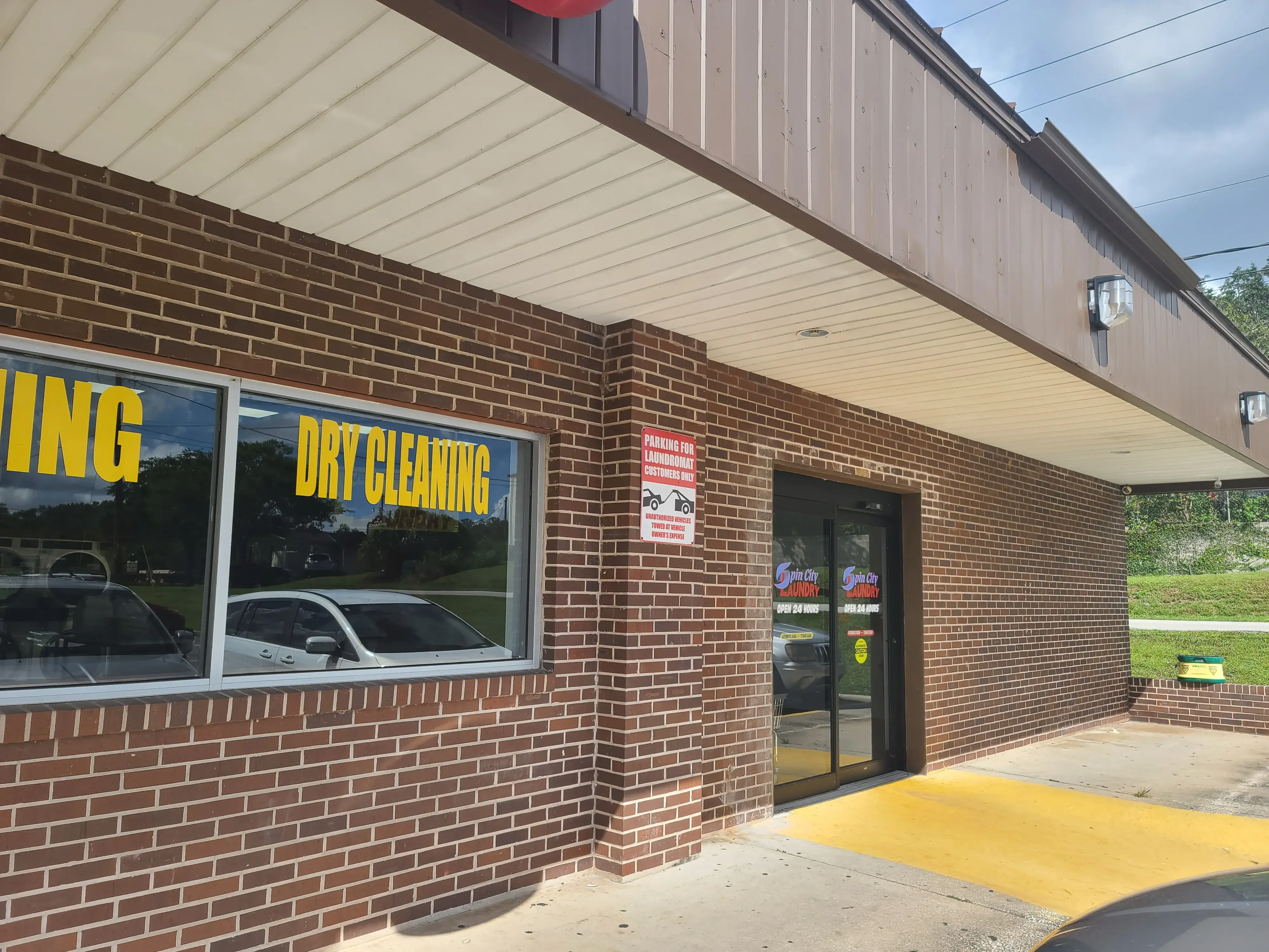 Spin City Laundry - Image 17