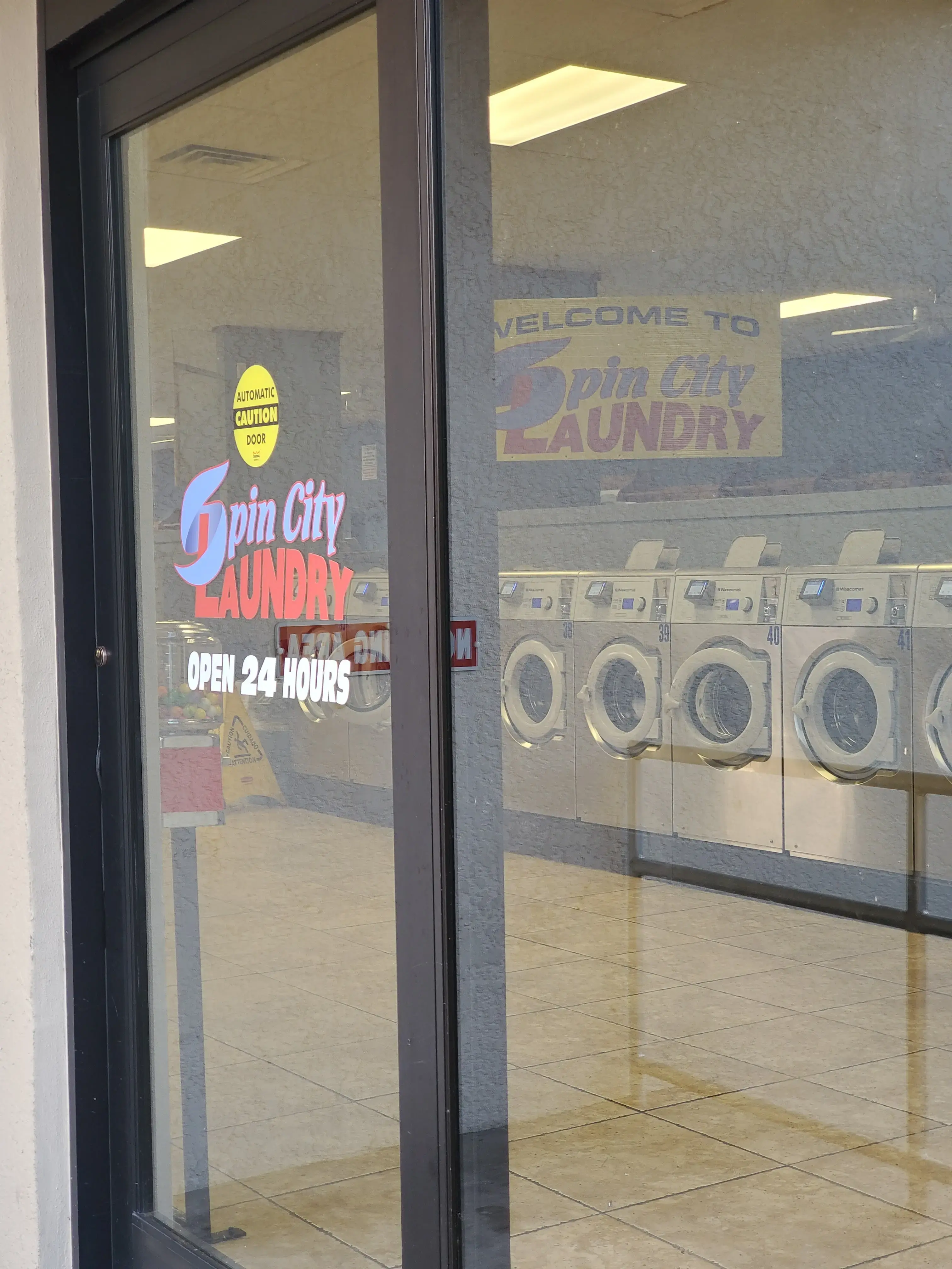 Spin City Laundry - Image 16