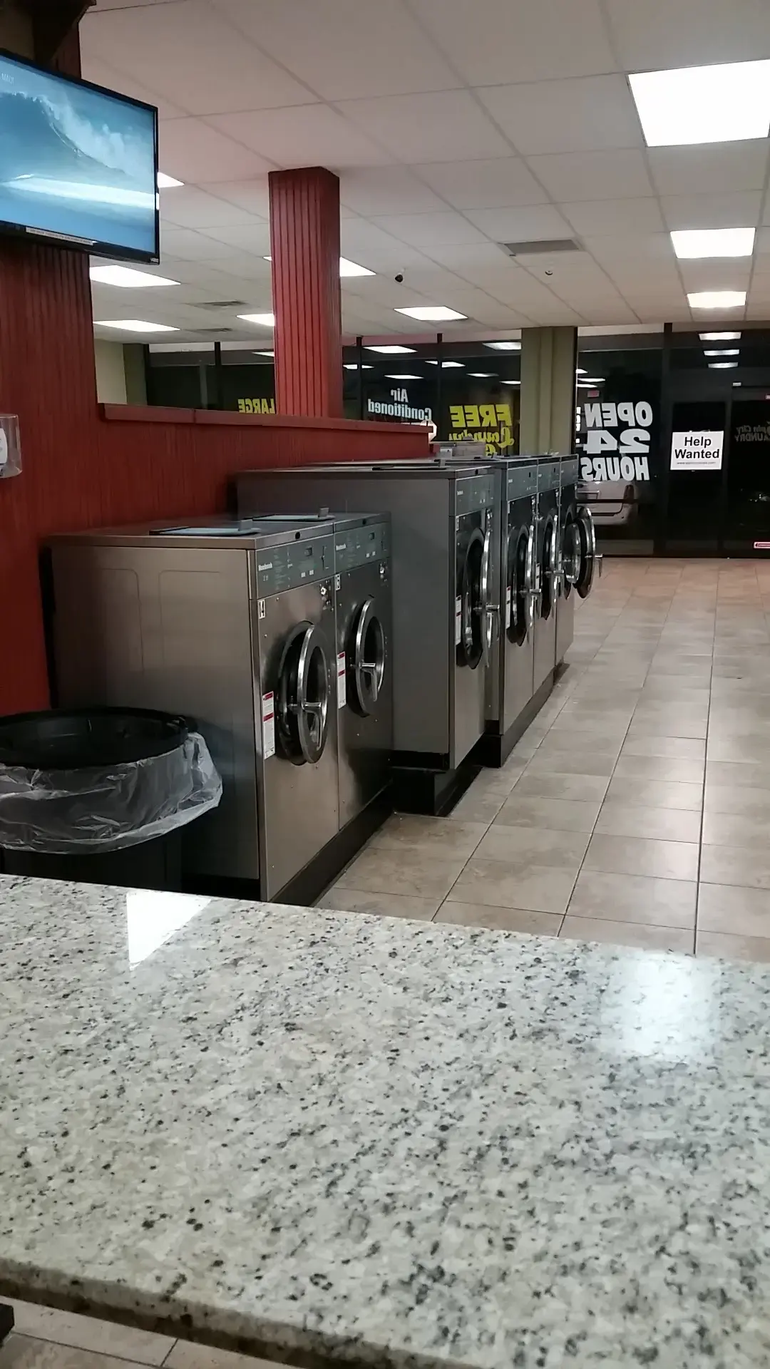 Spin City Laundry - Image 18