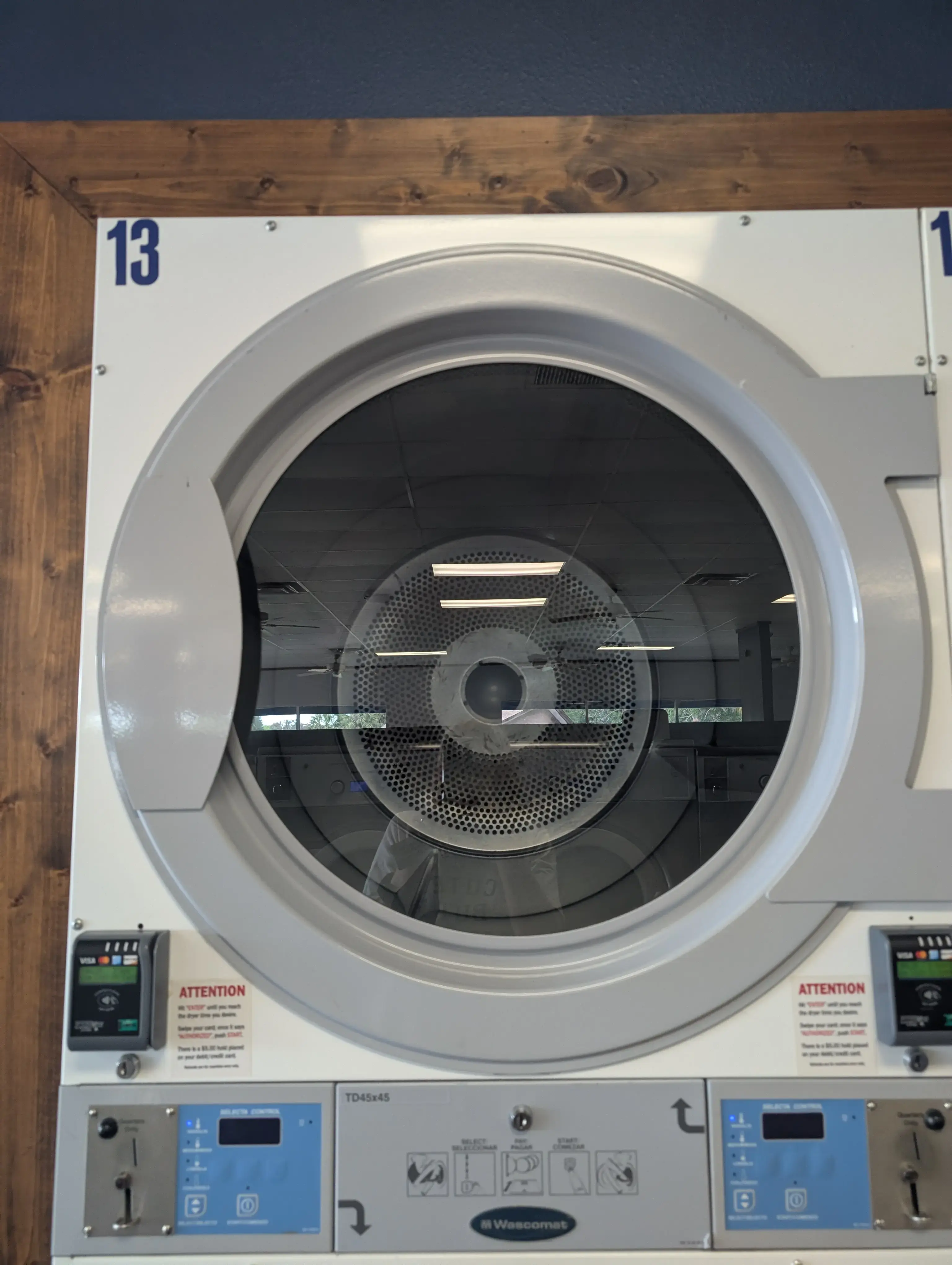 Spin City Laundry - Image 4