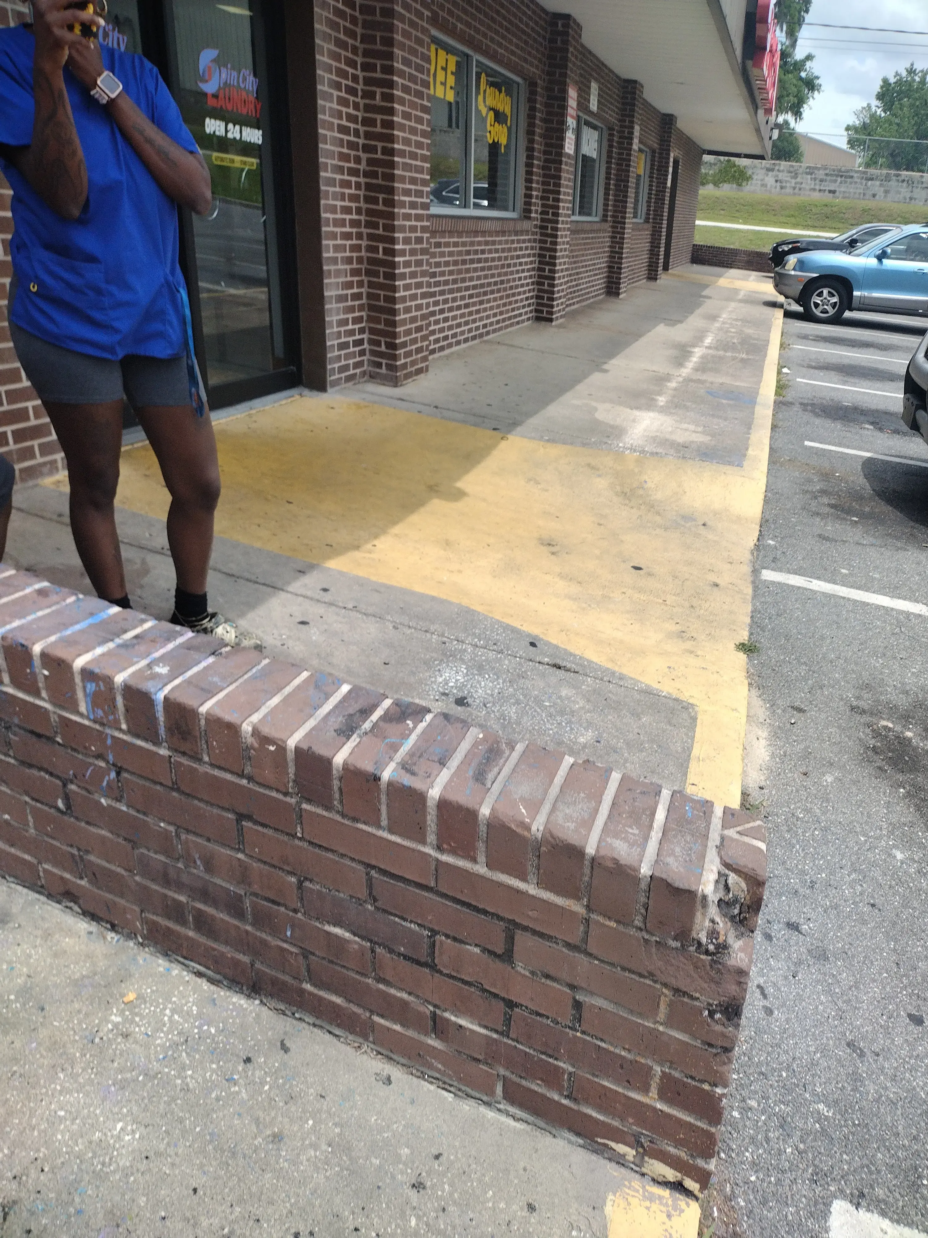 Spin City Laundry - Image 9