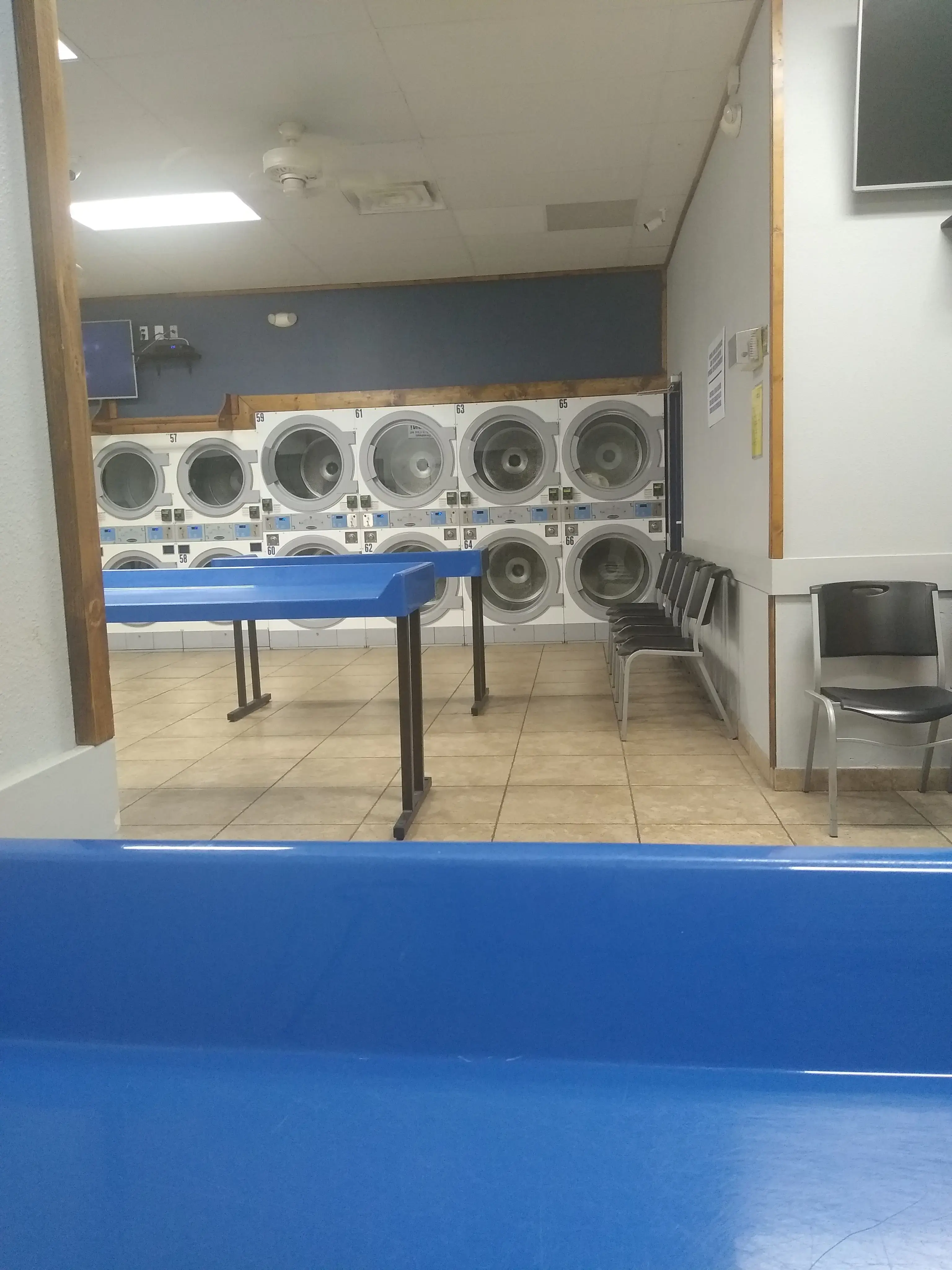 Spin City Laundry thumbnail 2