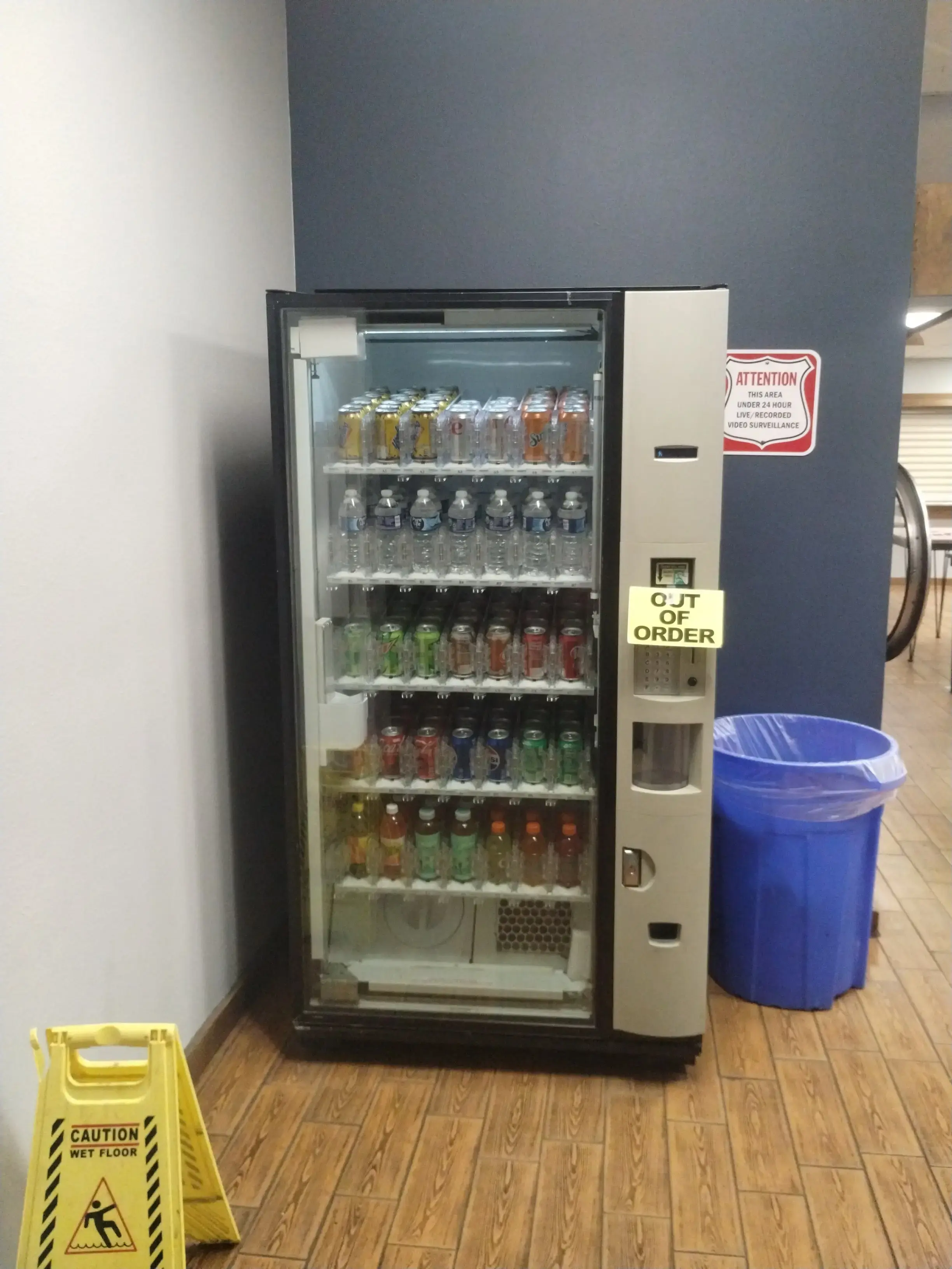 Spin City Laundry - Image 11