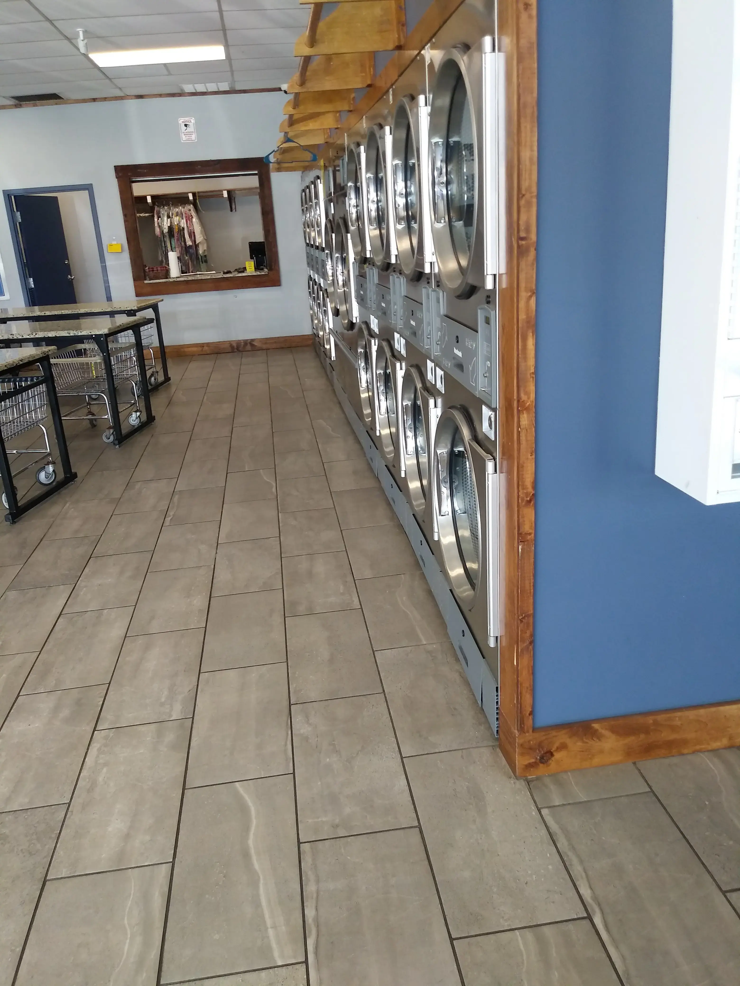 Spin City Laundry - Image 6