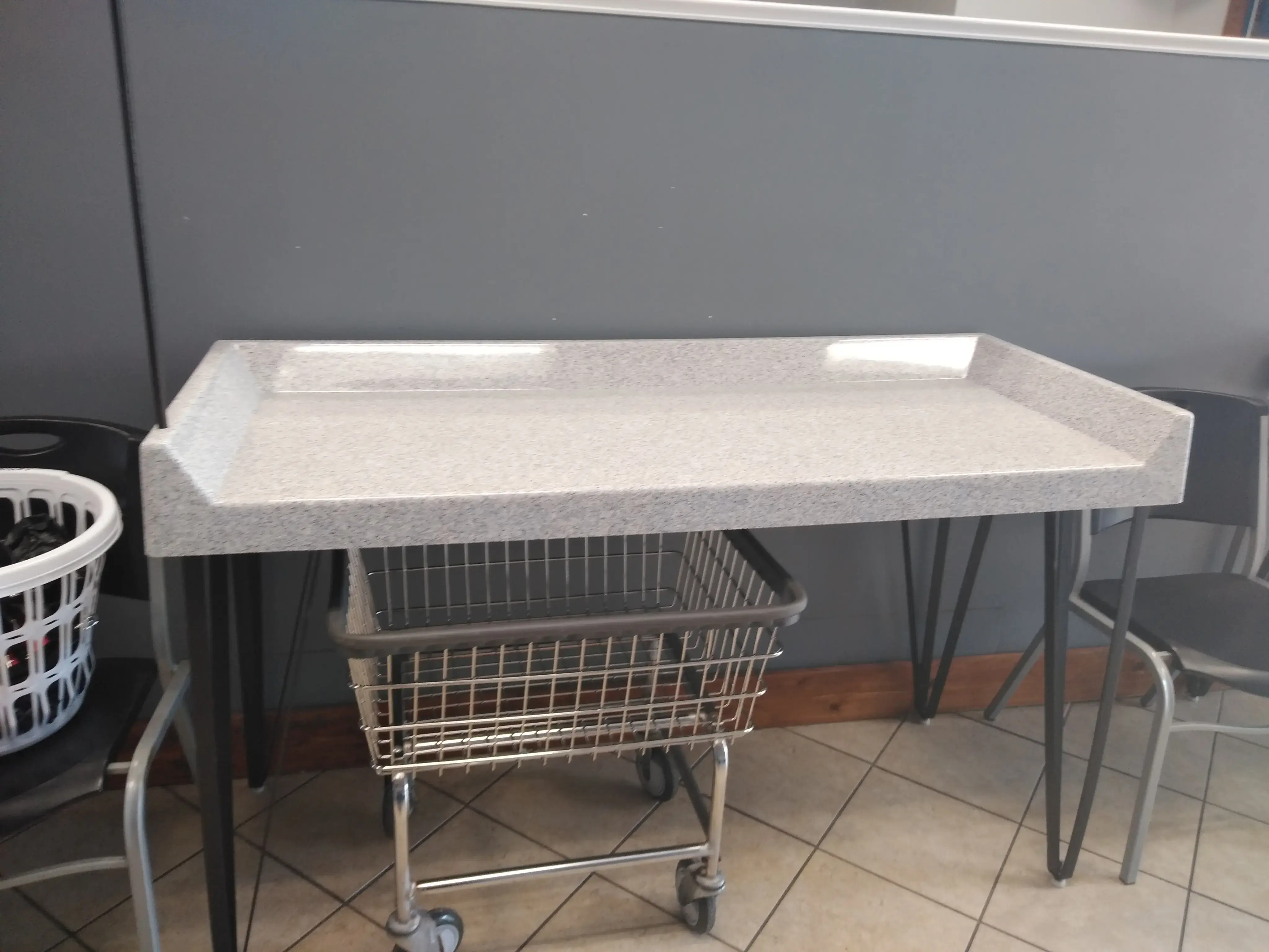 Spin City Laundry - Image 7