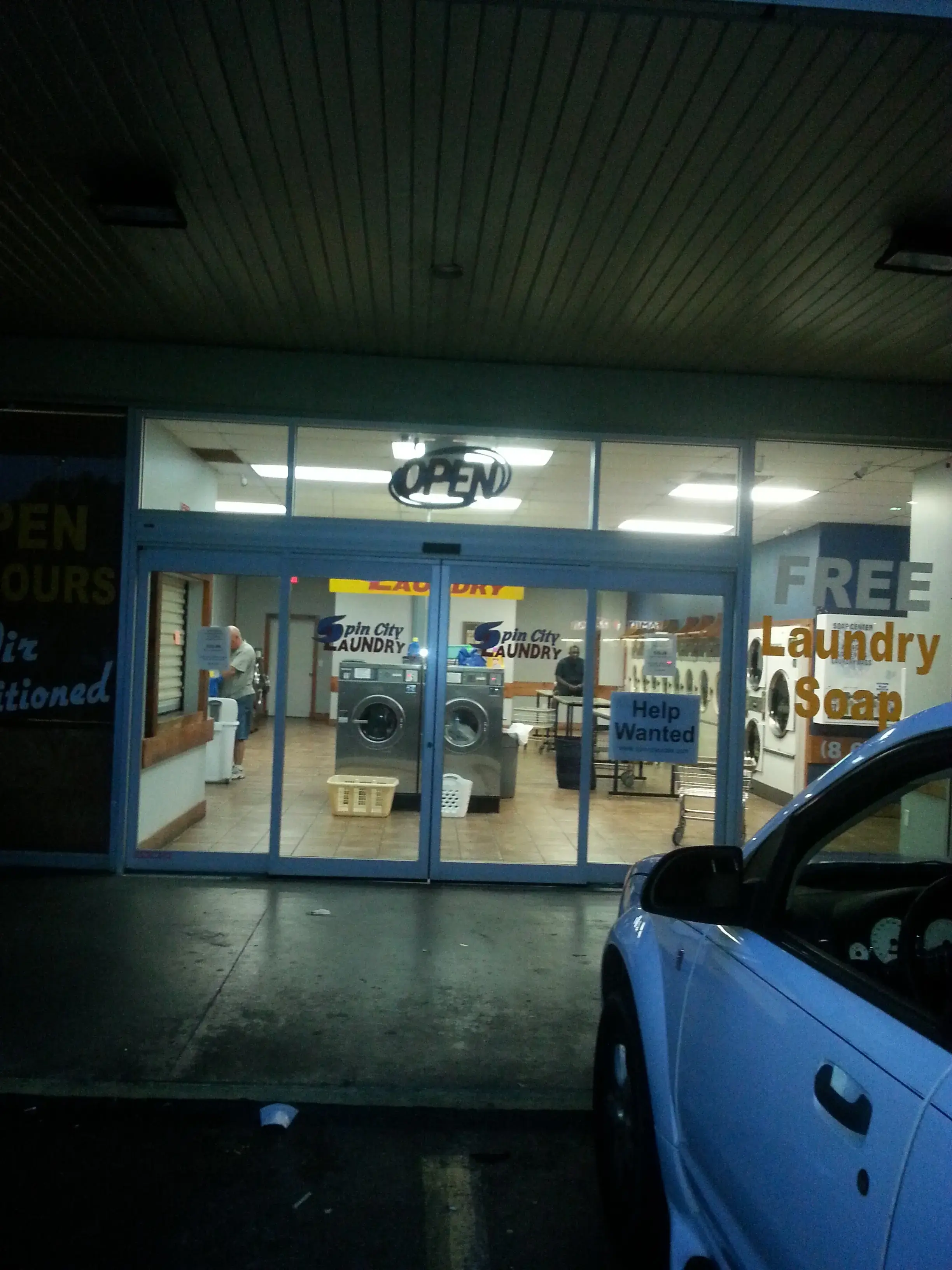 Spin City Laundry - Image 13