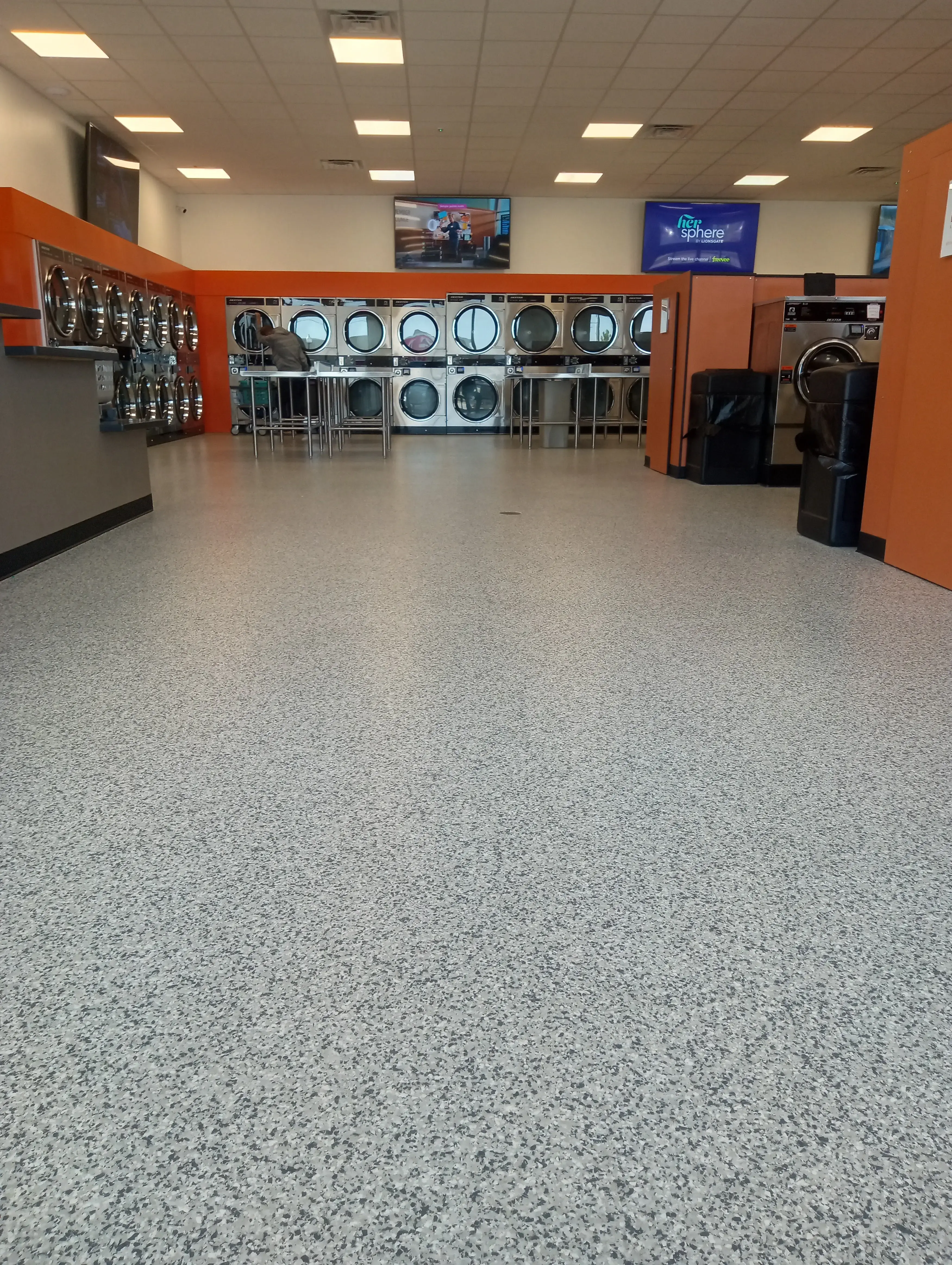Spin City Laundry - Image 7