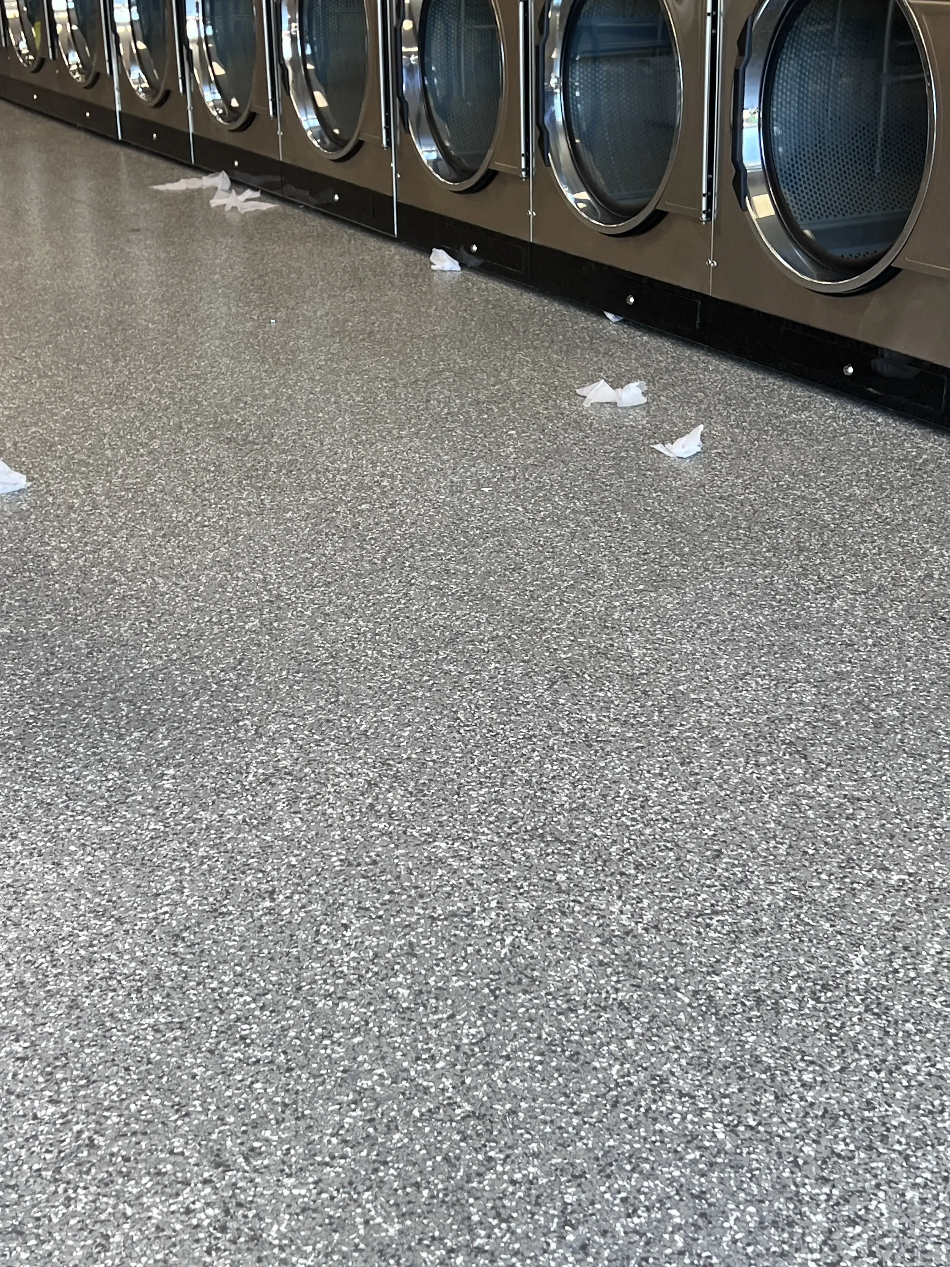 Spin City Laundry - Image 12
