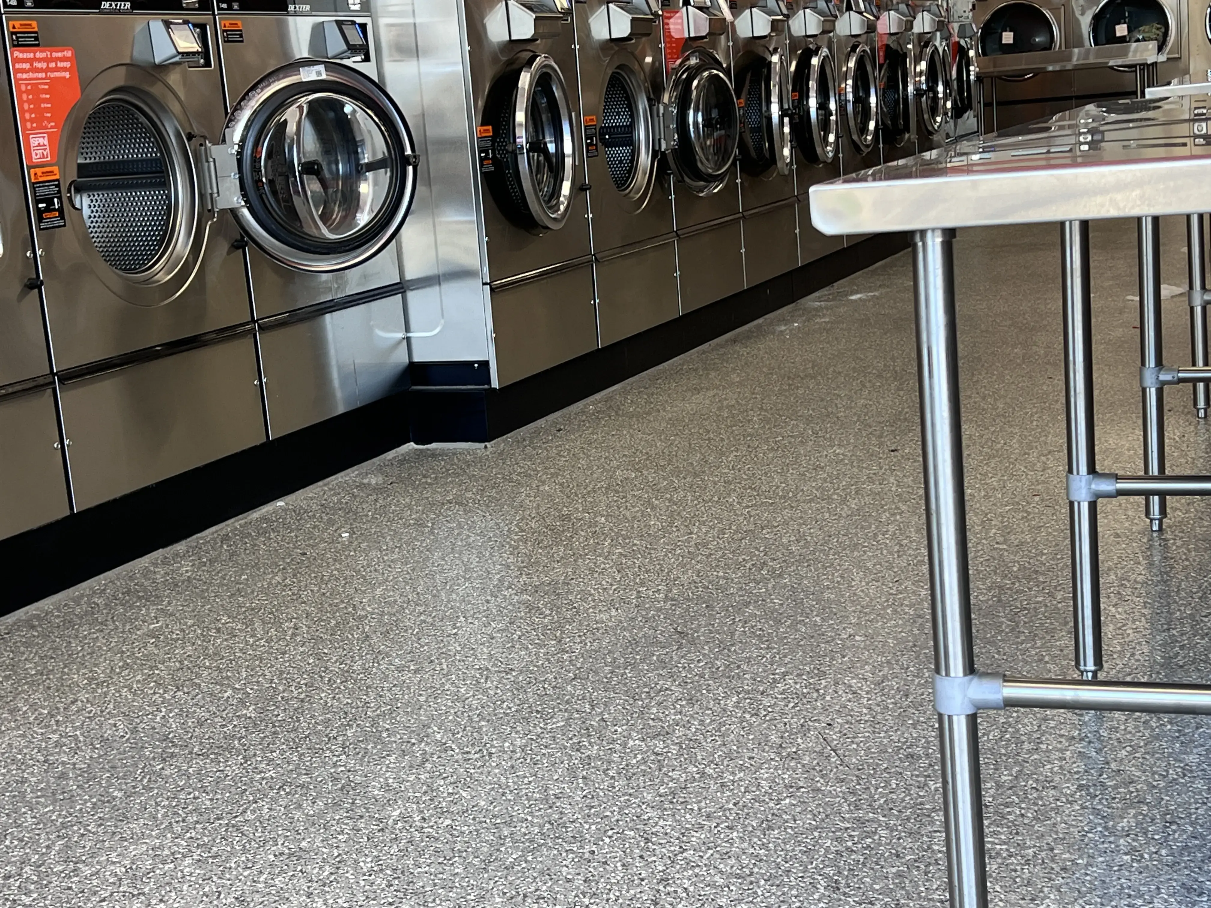 Spin City Laundry - Image 2