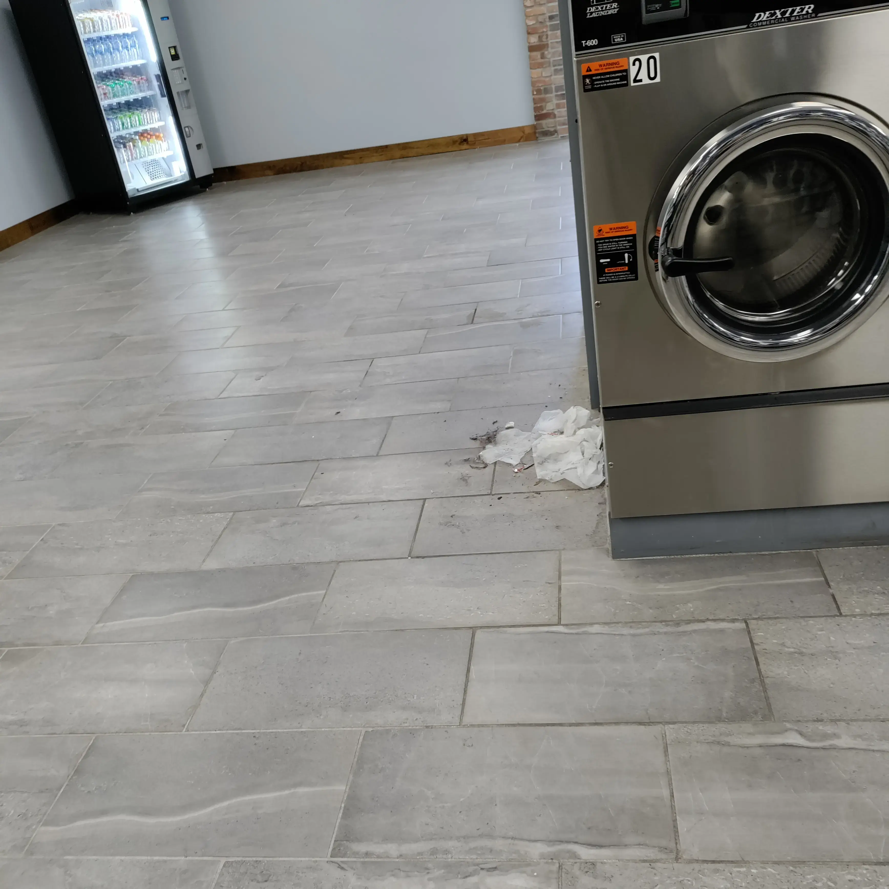 Spin City Laundry - Image 17