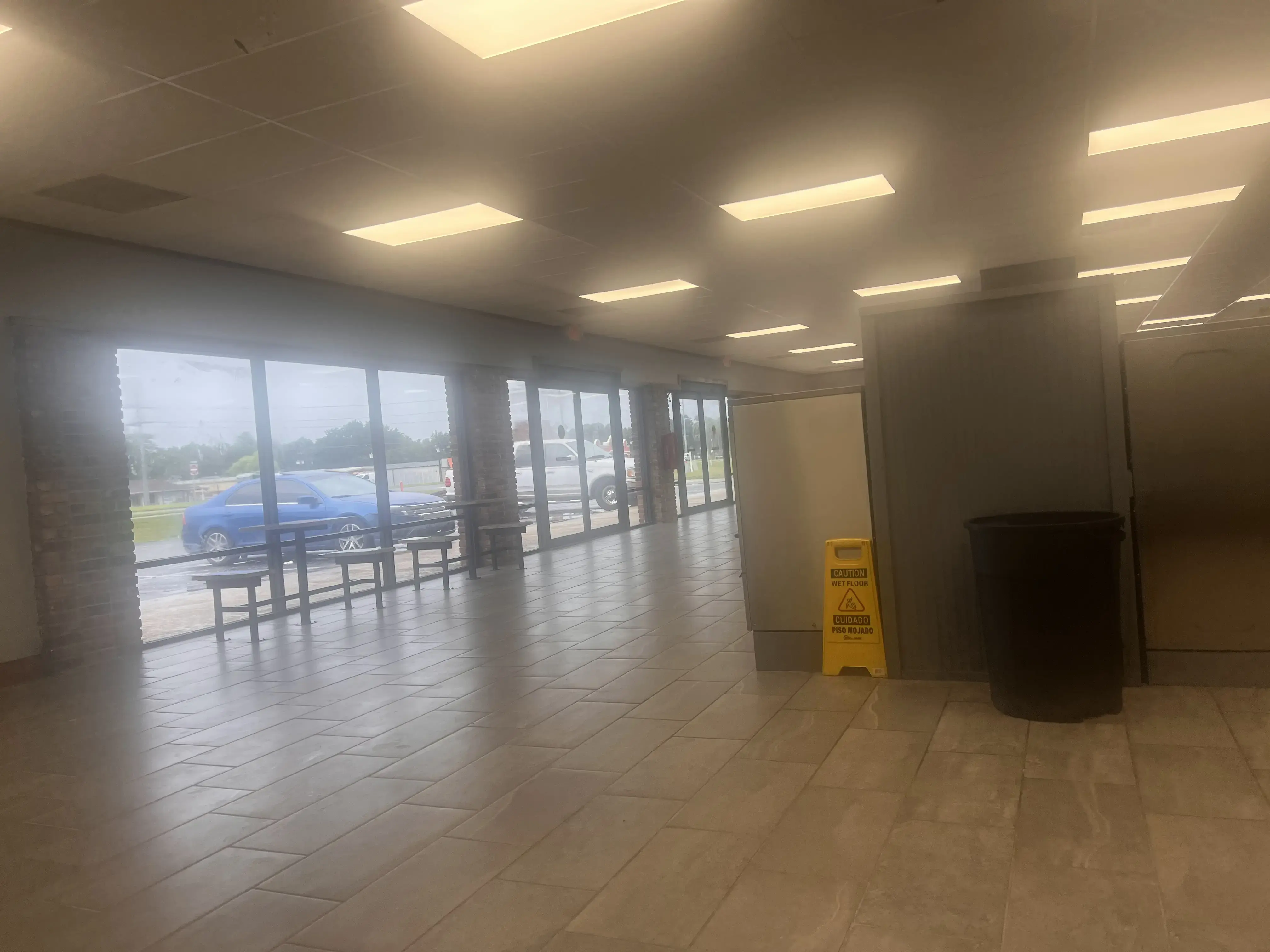 Spin City Laundry - Image 9