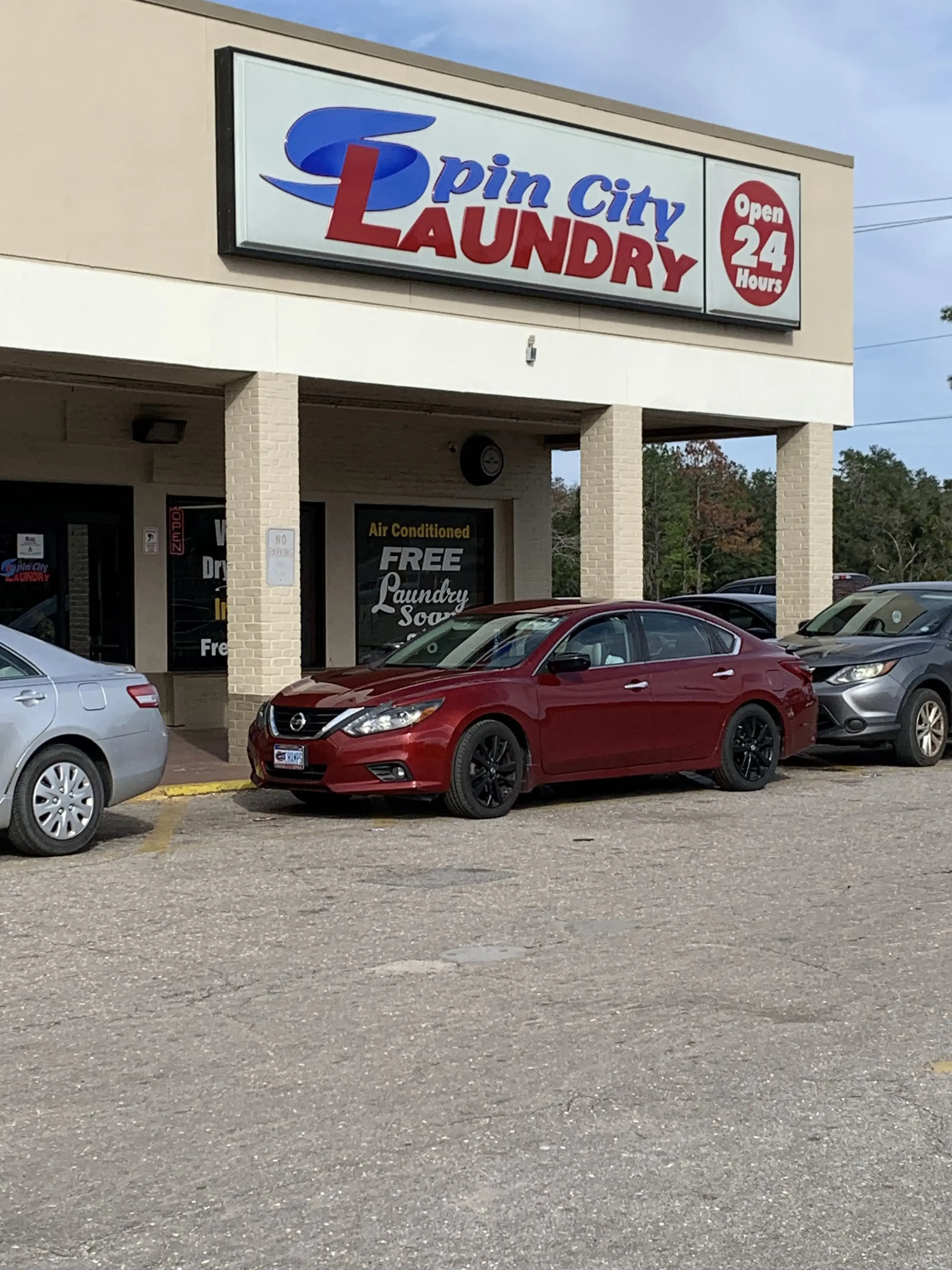 Spin City Laundry thumbnail 2