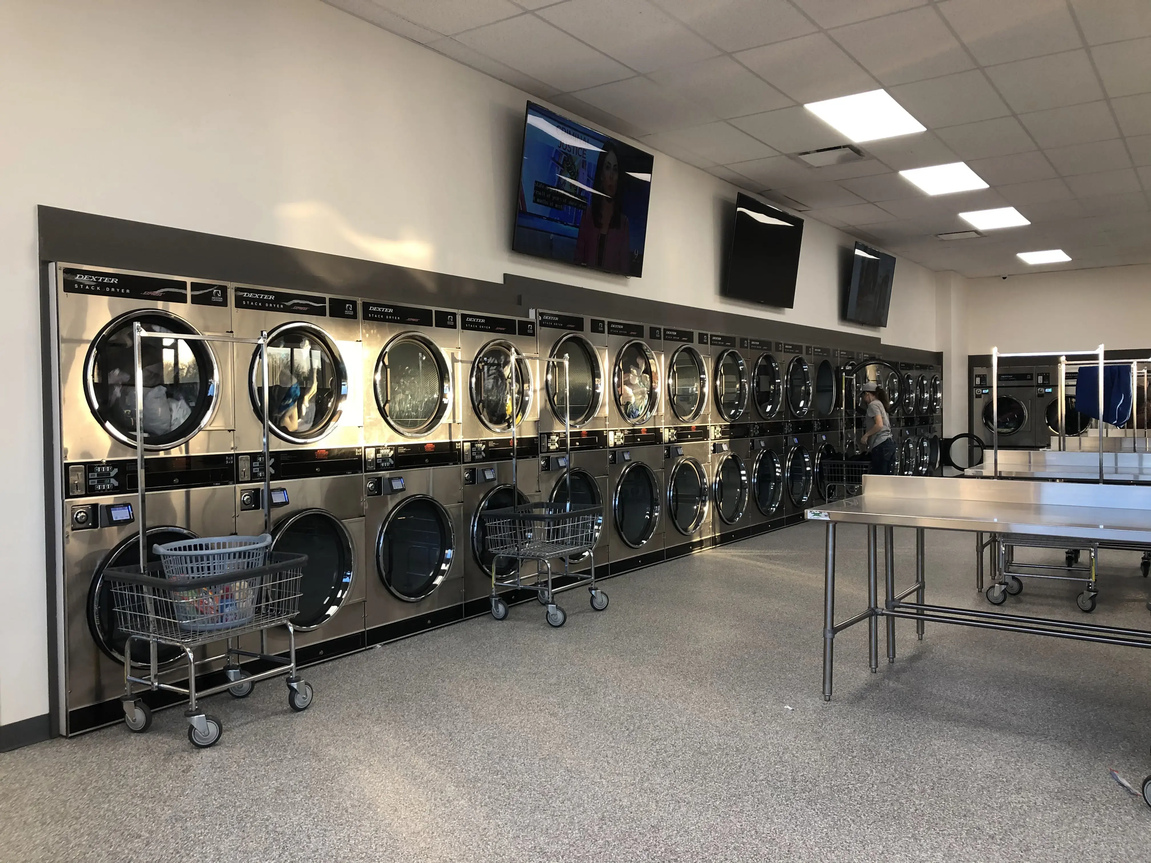 Spin City Laundry thumbnail 4