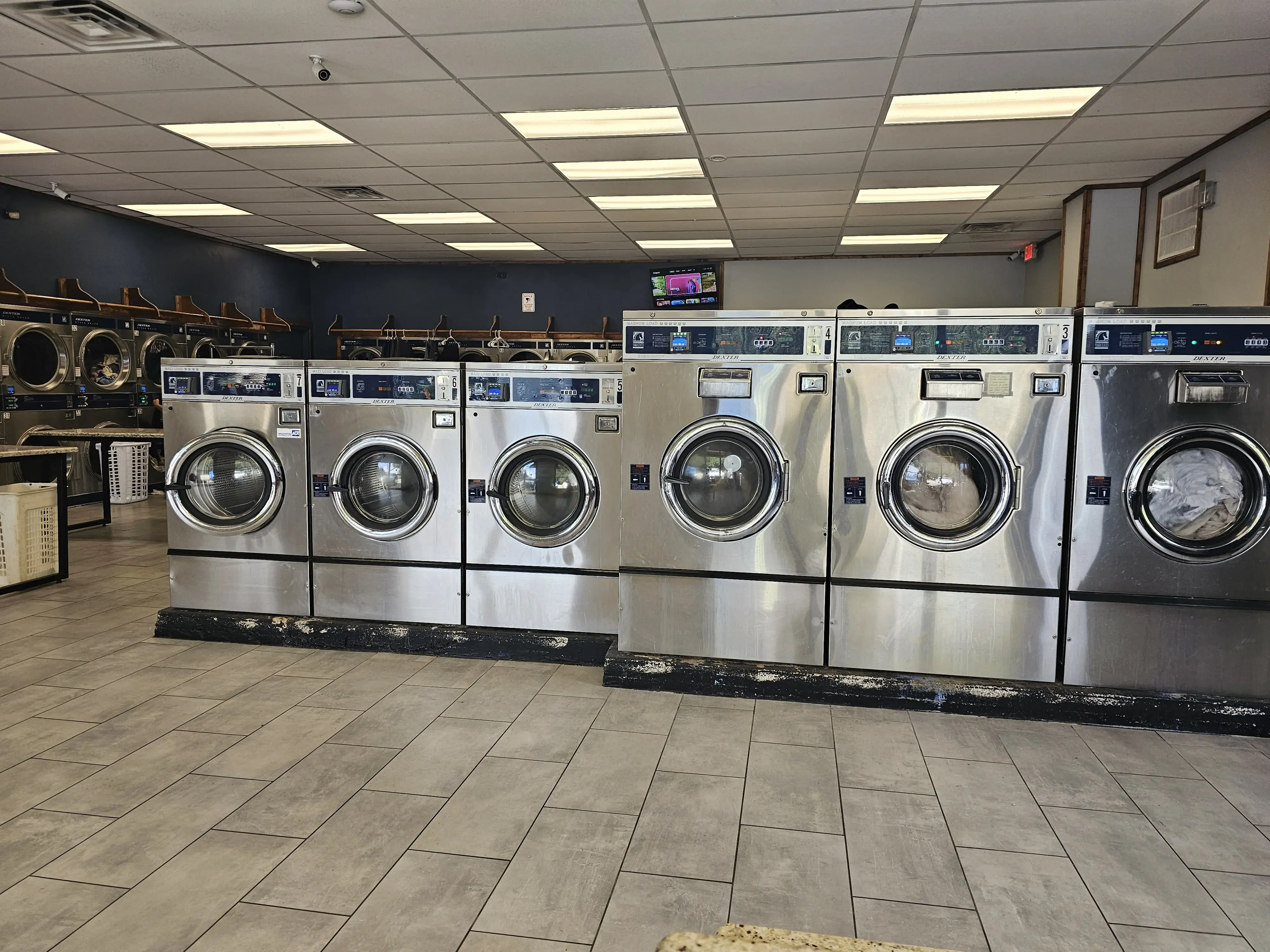 Spin City Laundry - Image 3