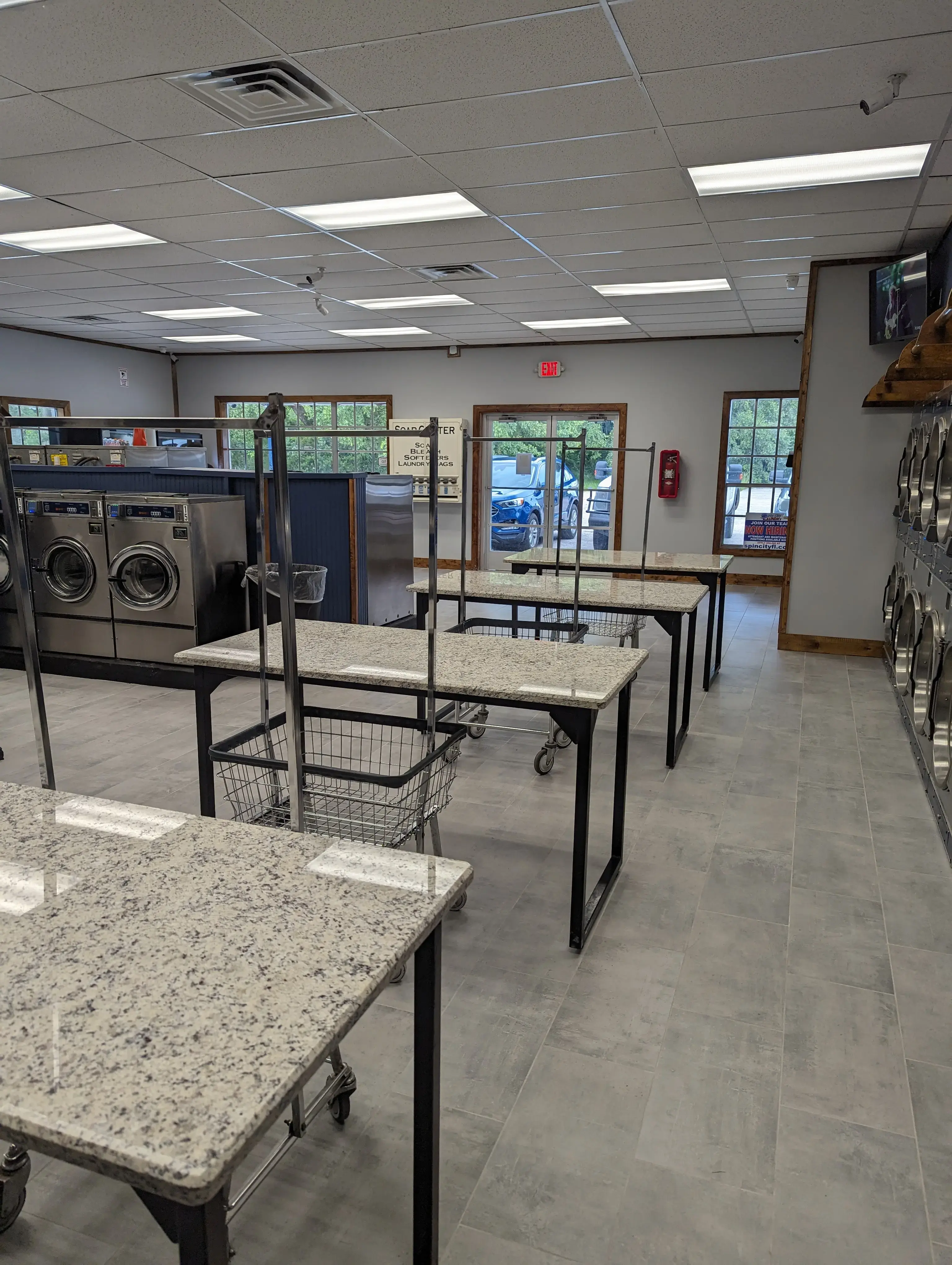 Spin City Laundry - Image 2