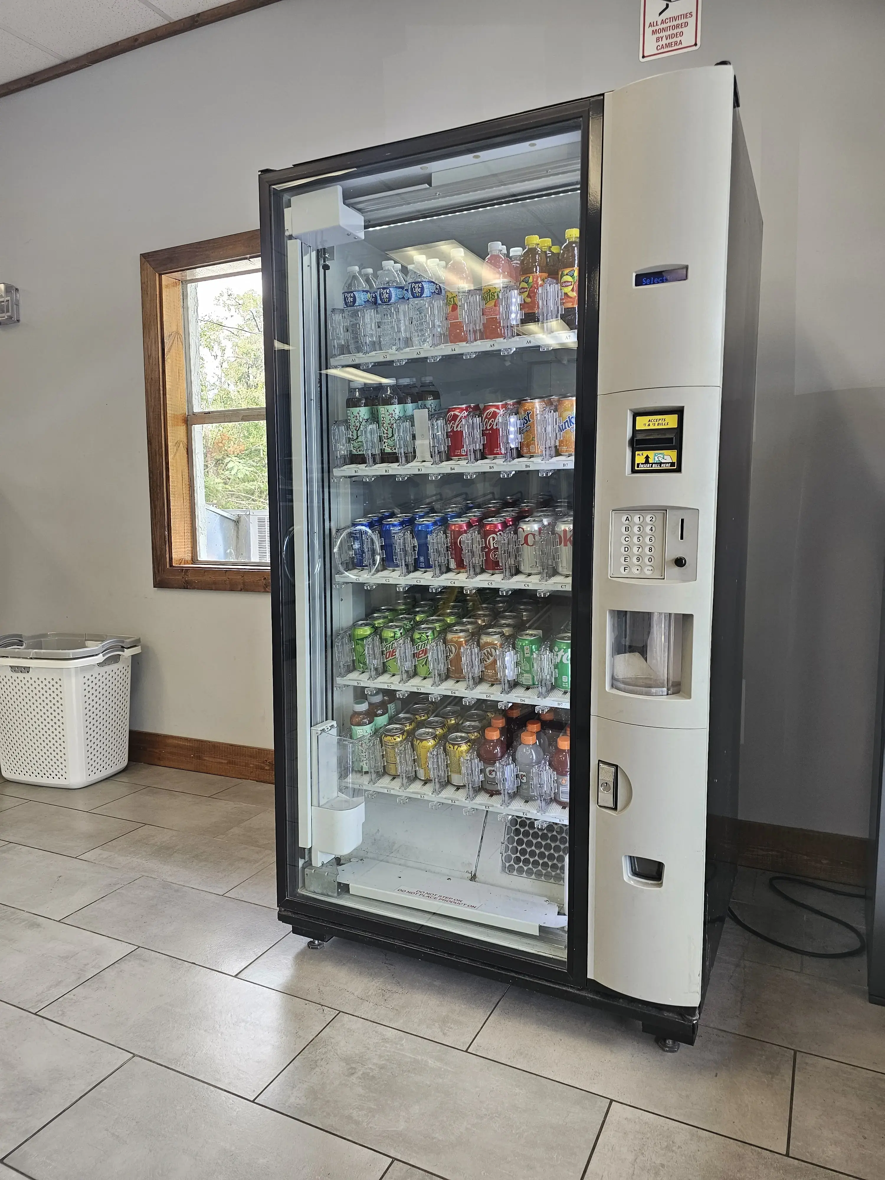 Spin City Laundry - Image 4