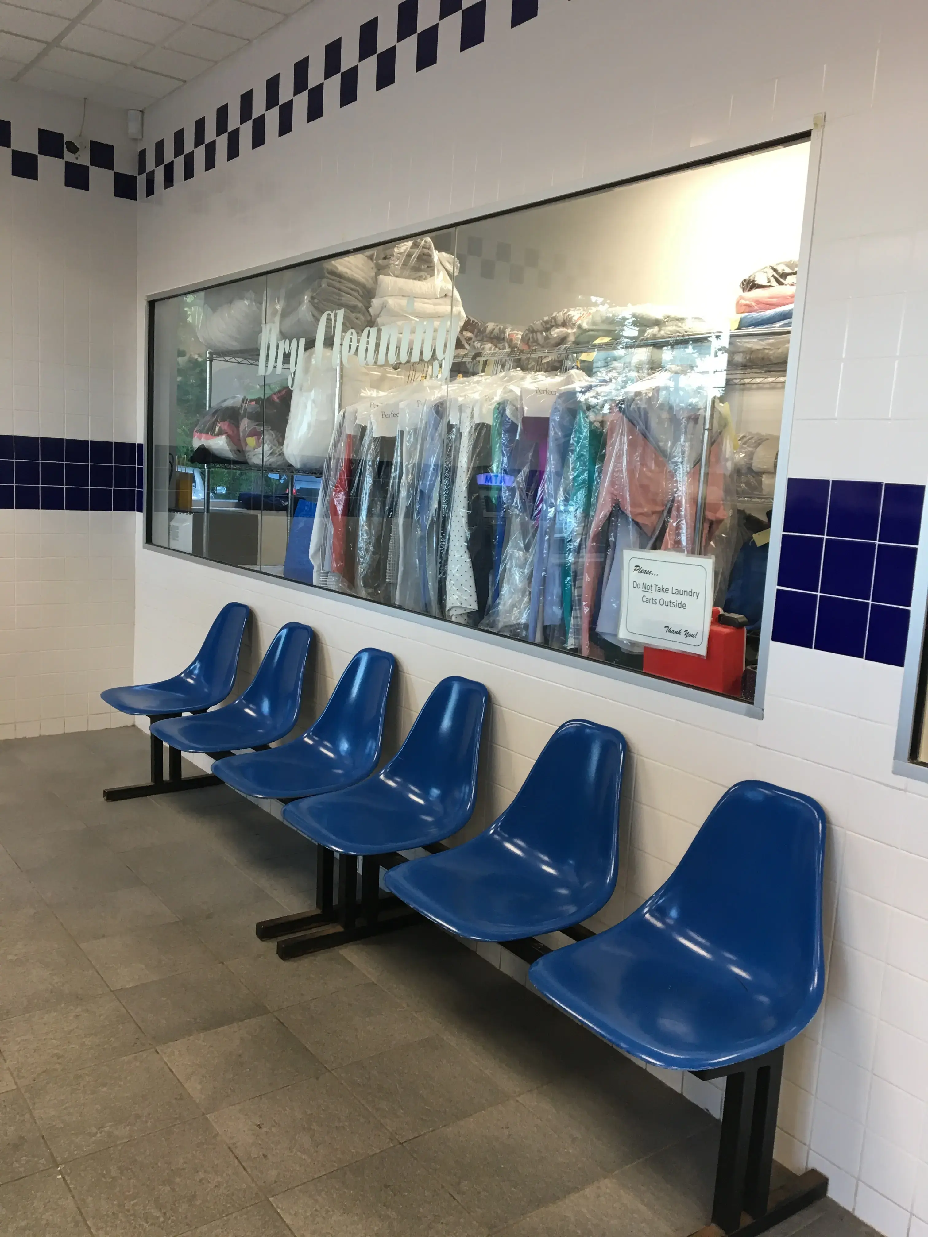 Spin City Wash n Fold - Image 9
