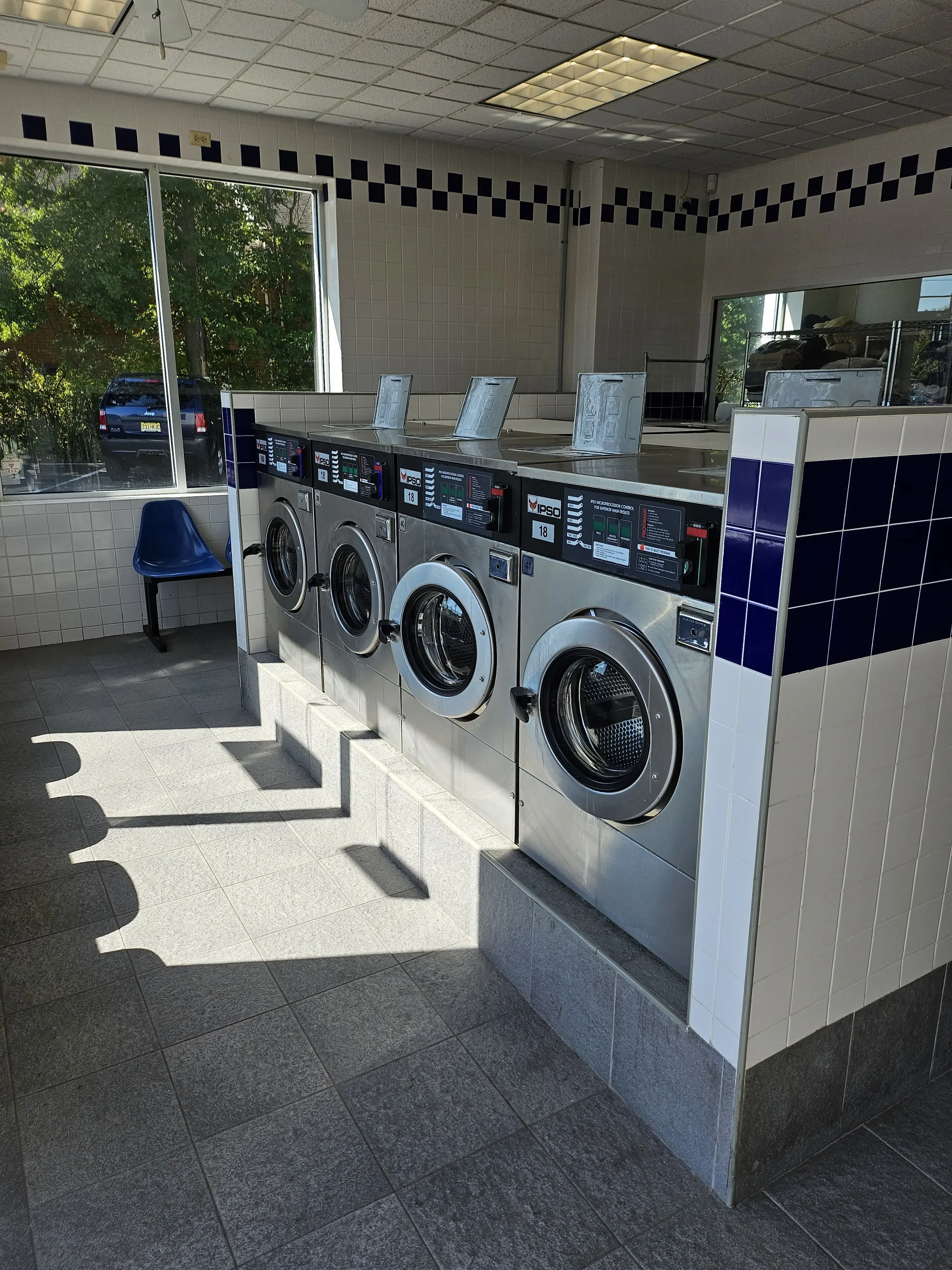 Spin City Wash n Fold location