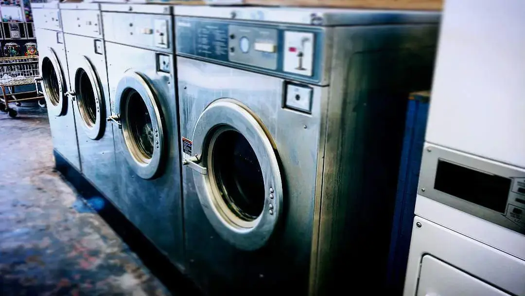 Spin City Wash Shed - Image 18
