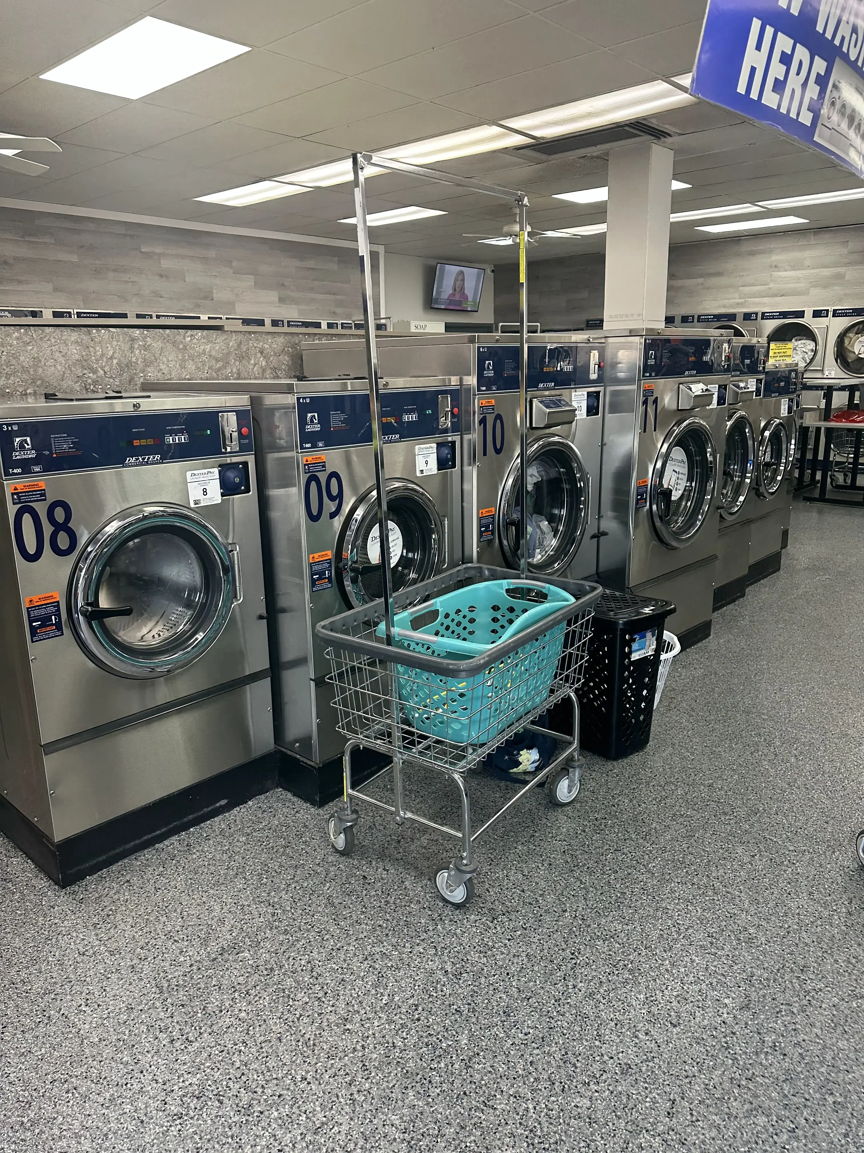 Spin Clean Coin Laundry thumbnail 2