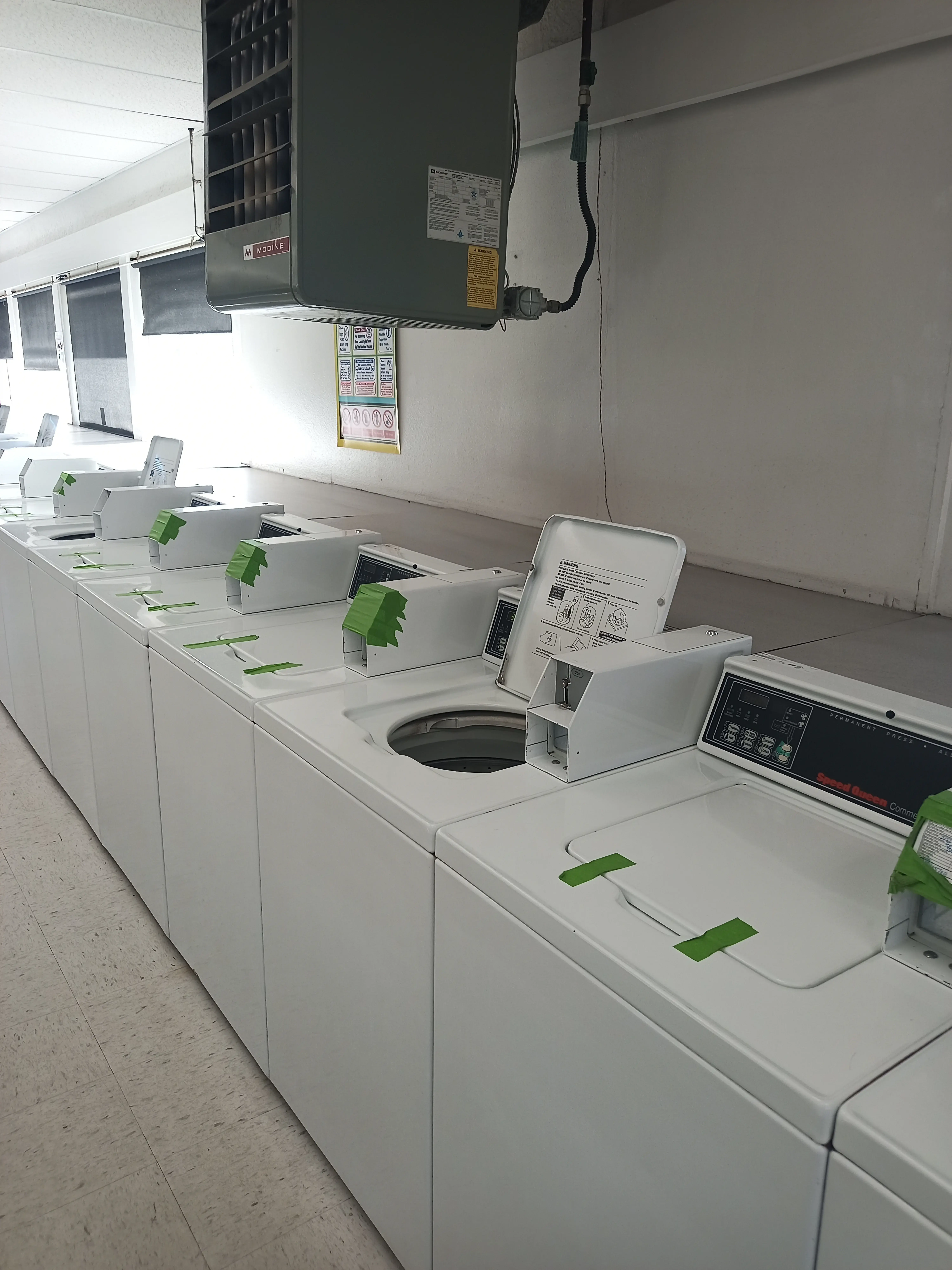Spin Cycle Coin Laundry of Montgomery thumbnail 4