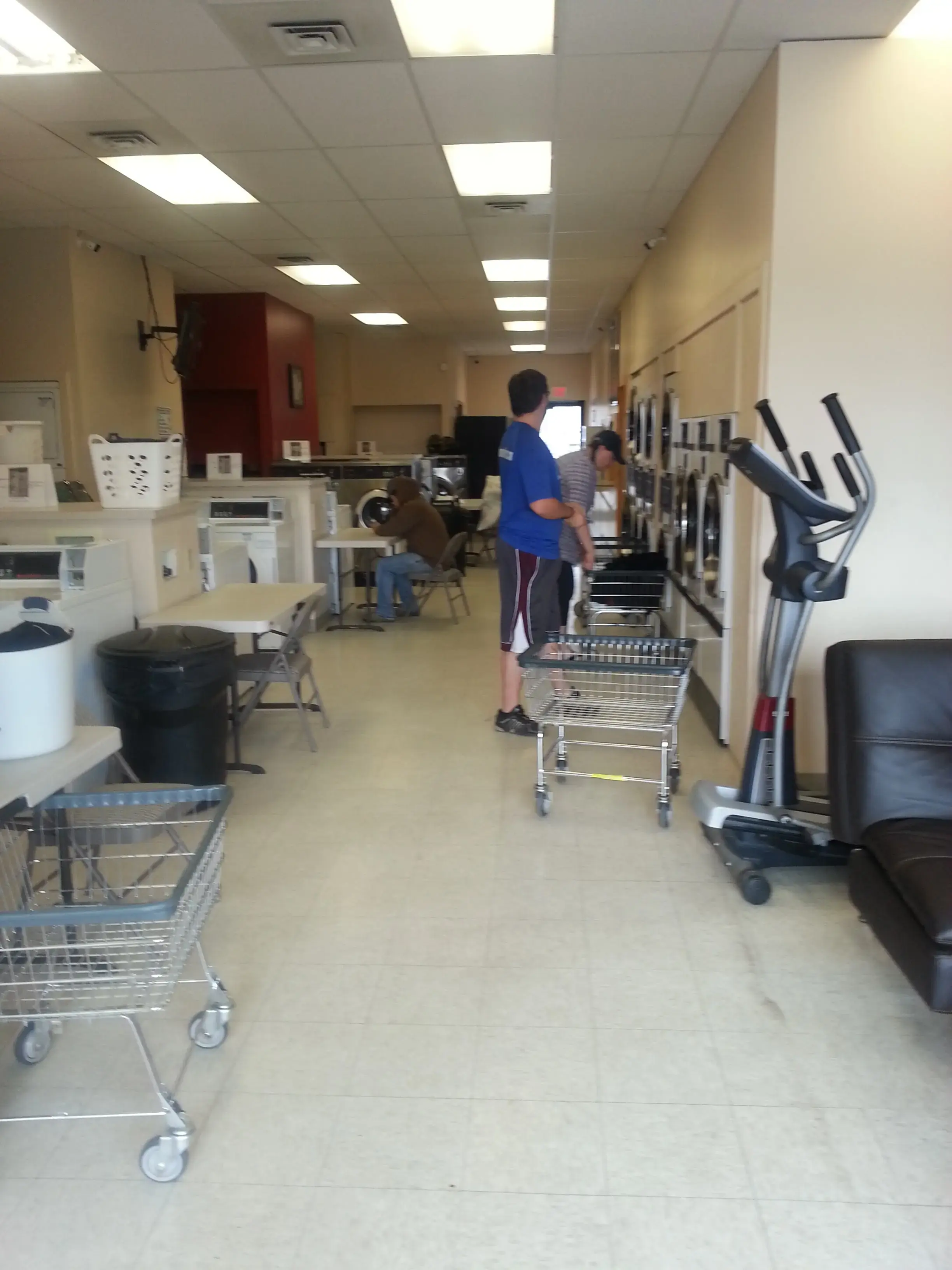 Spin Cycle Laundromat thumbnail 15