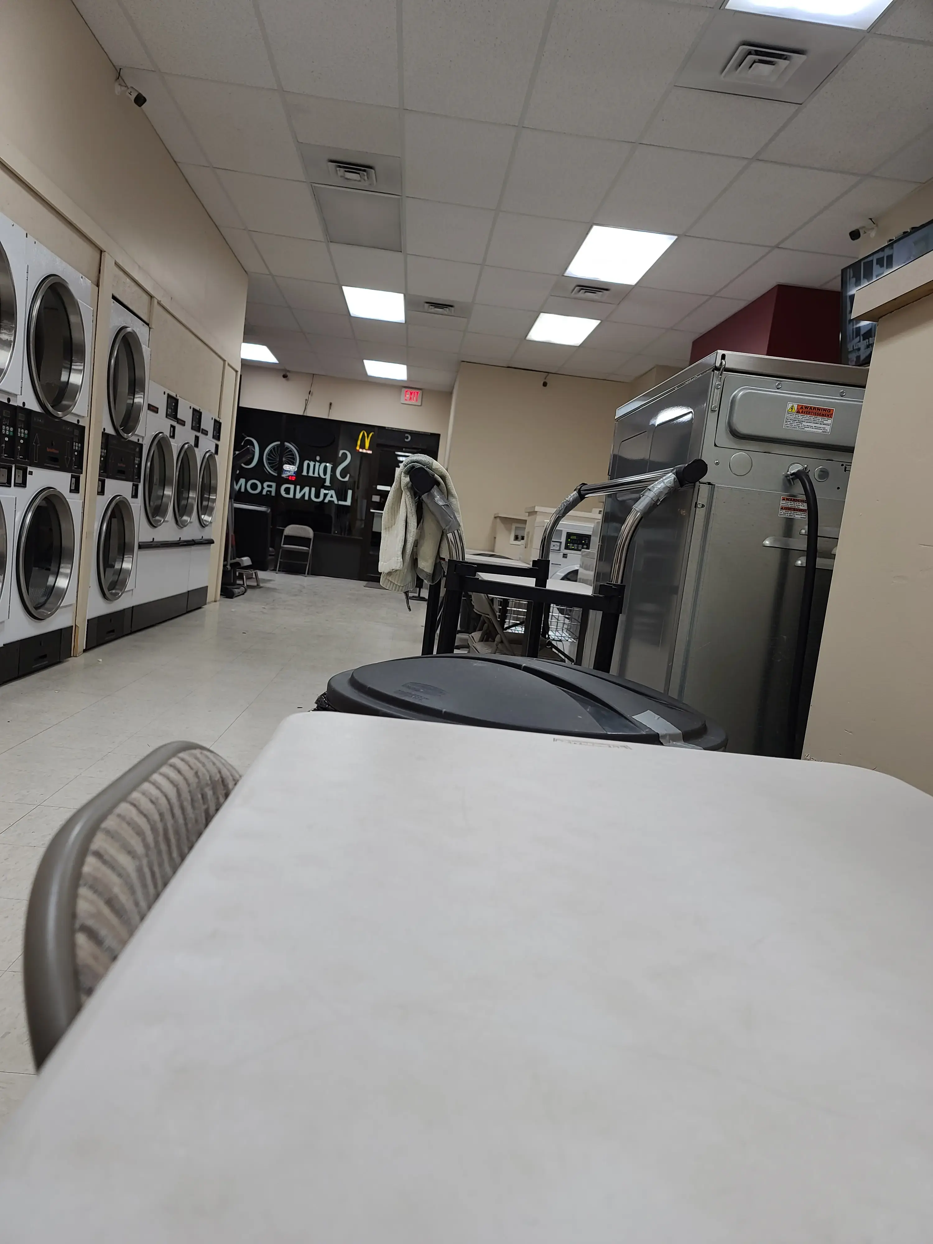 Spin Cycle Laundromat - Image 16