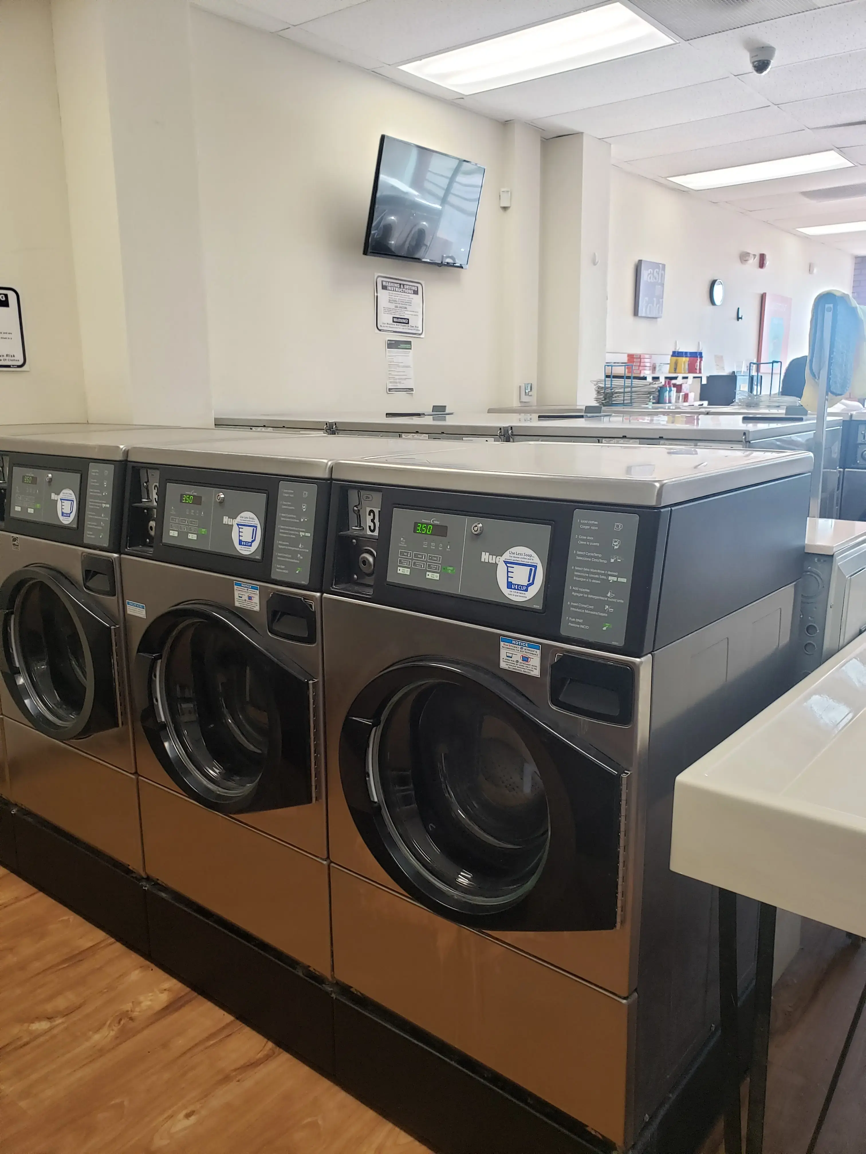 Spin Cycle Laundromats - Image 3
