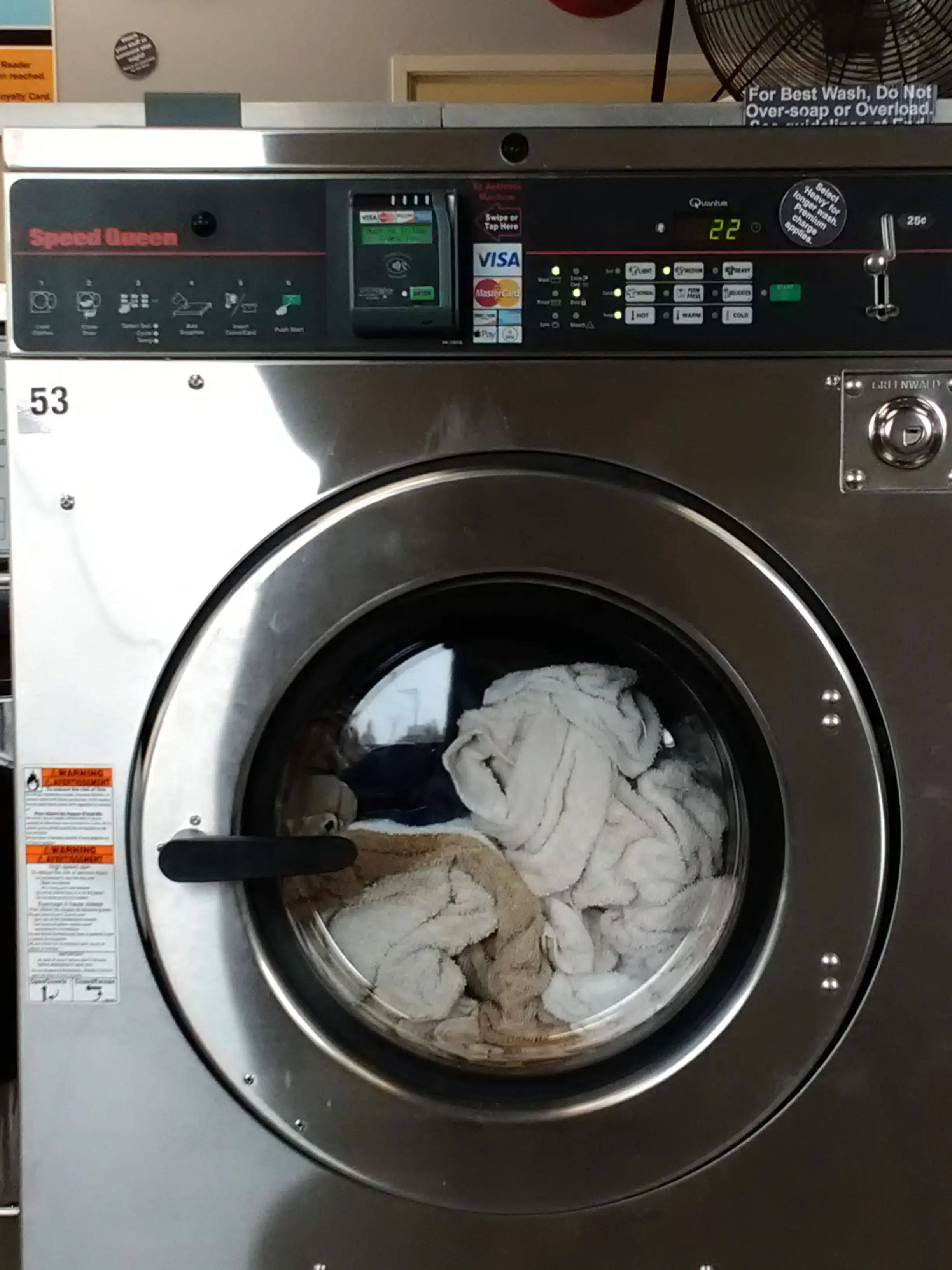 Spin Cycle Laundry Lounge thumbnail 14