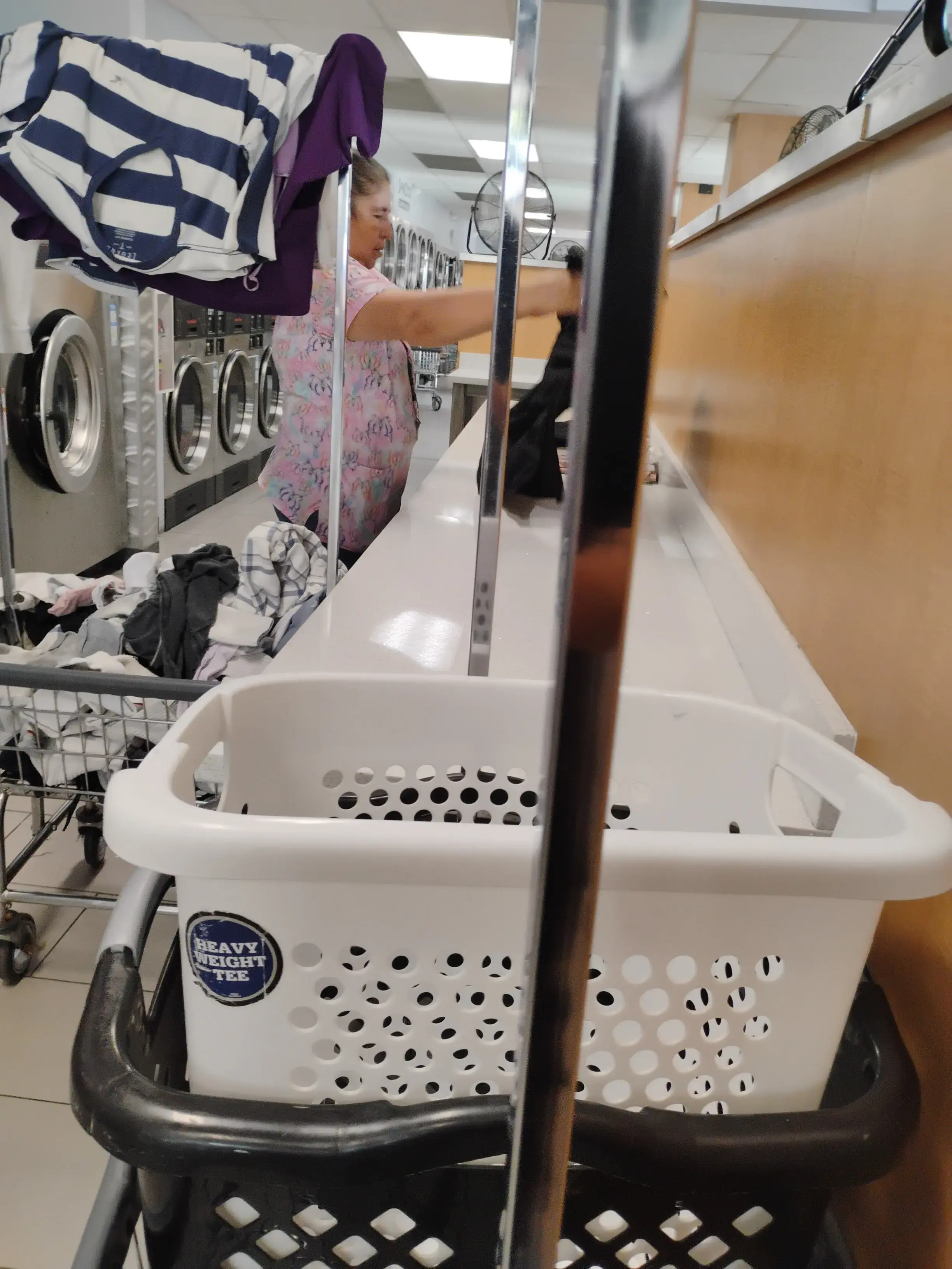 Spin Cycle Laundry Lounge thumbnail 4