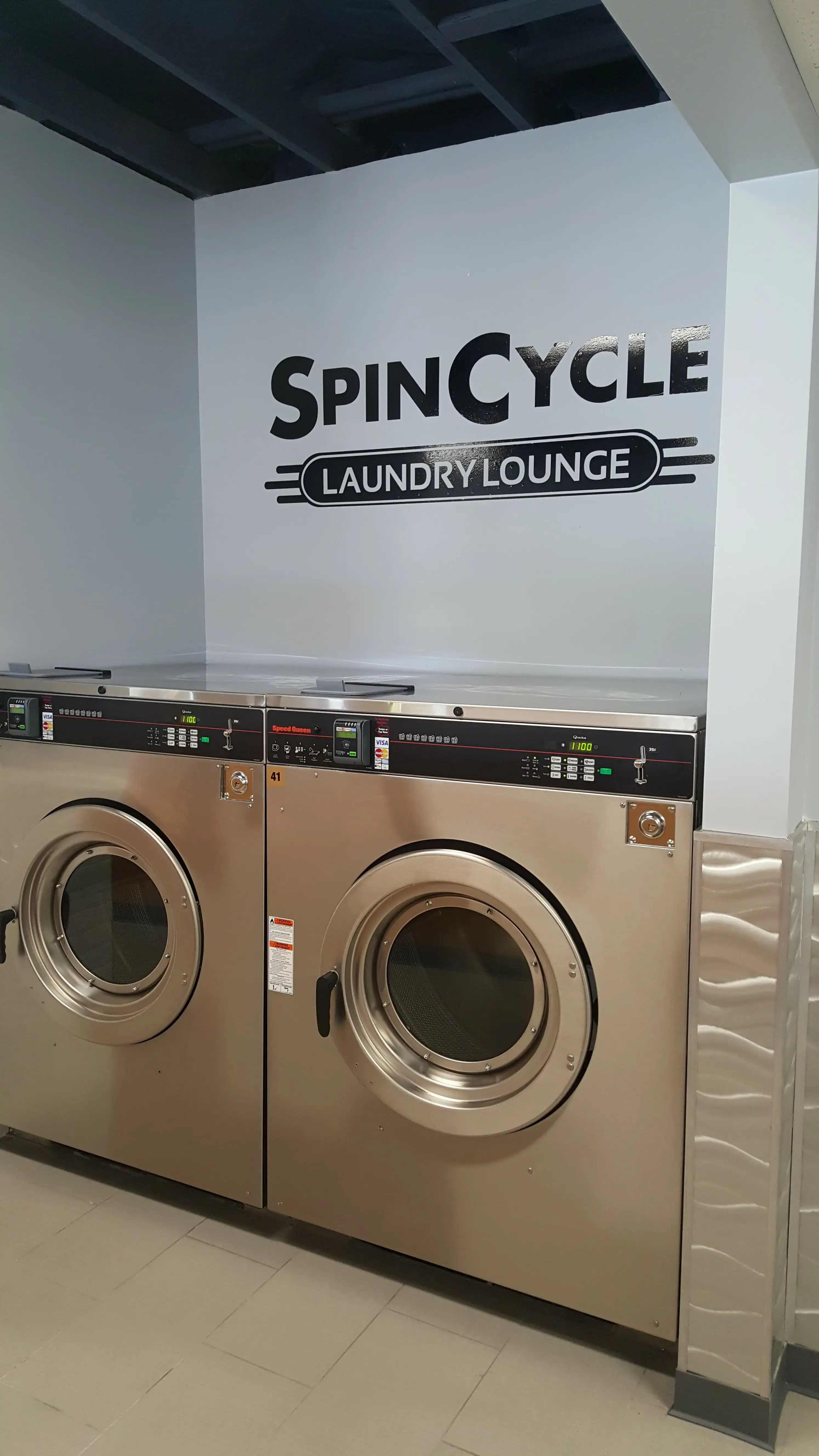 Spin Cycle Laundry Lounge thumbnail 20