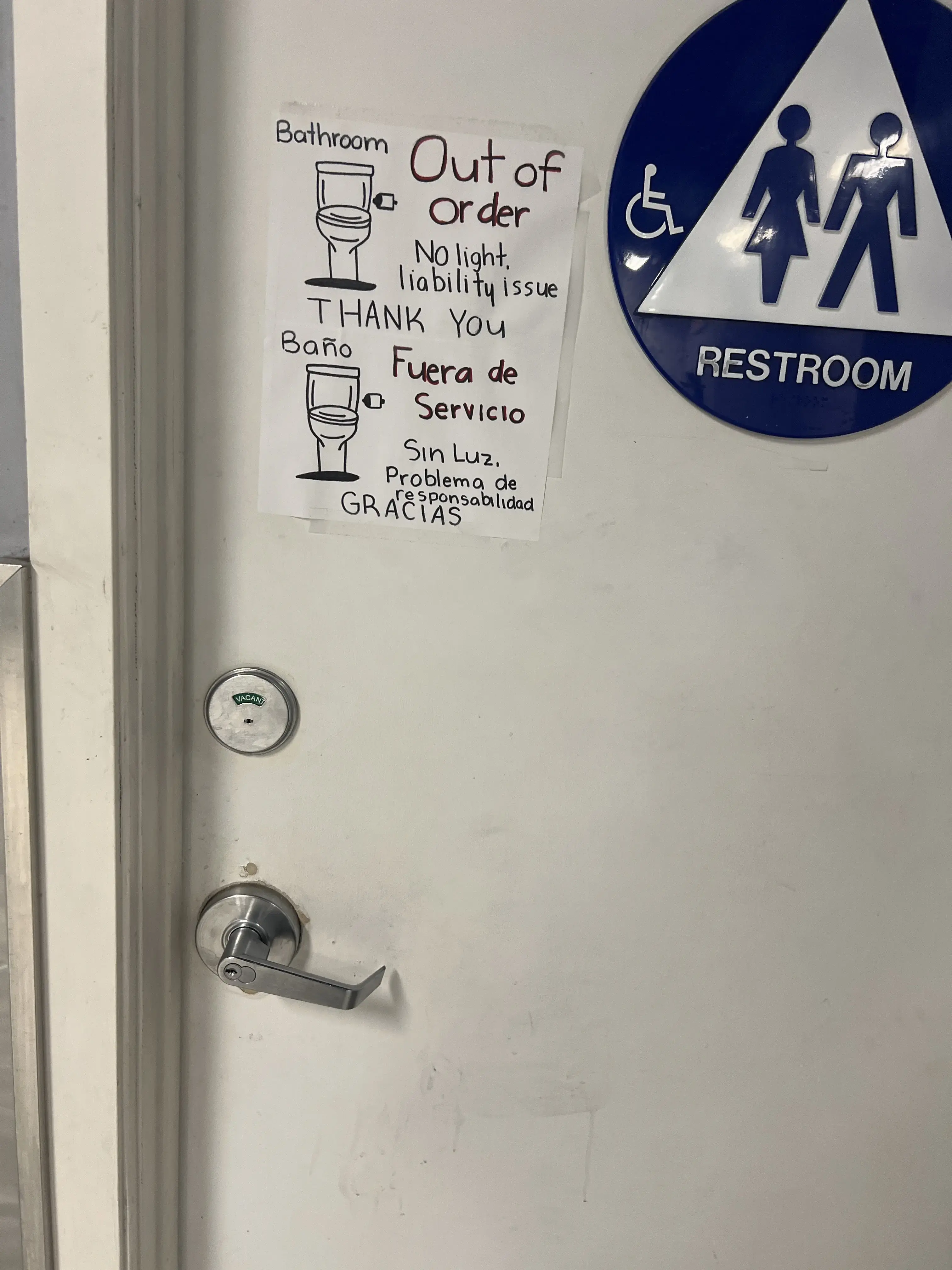 Spin Cycle Laundry Lounge - Image 12