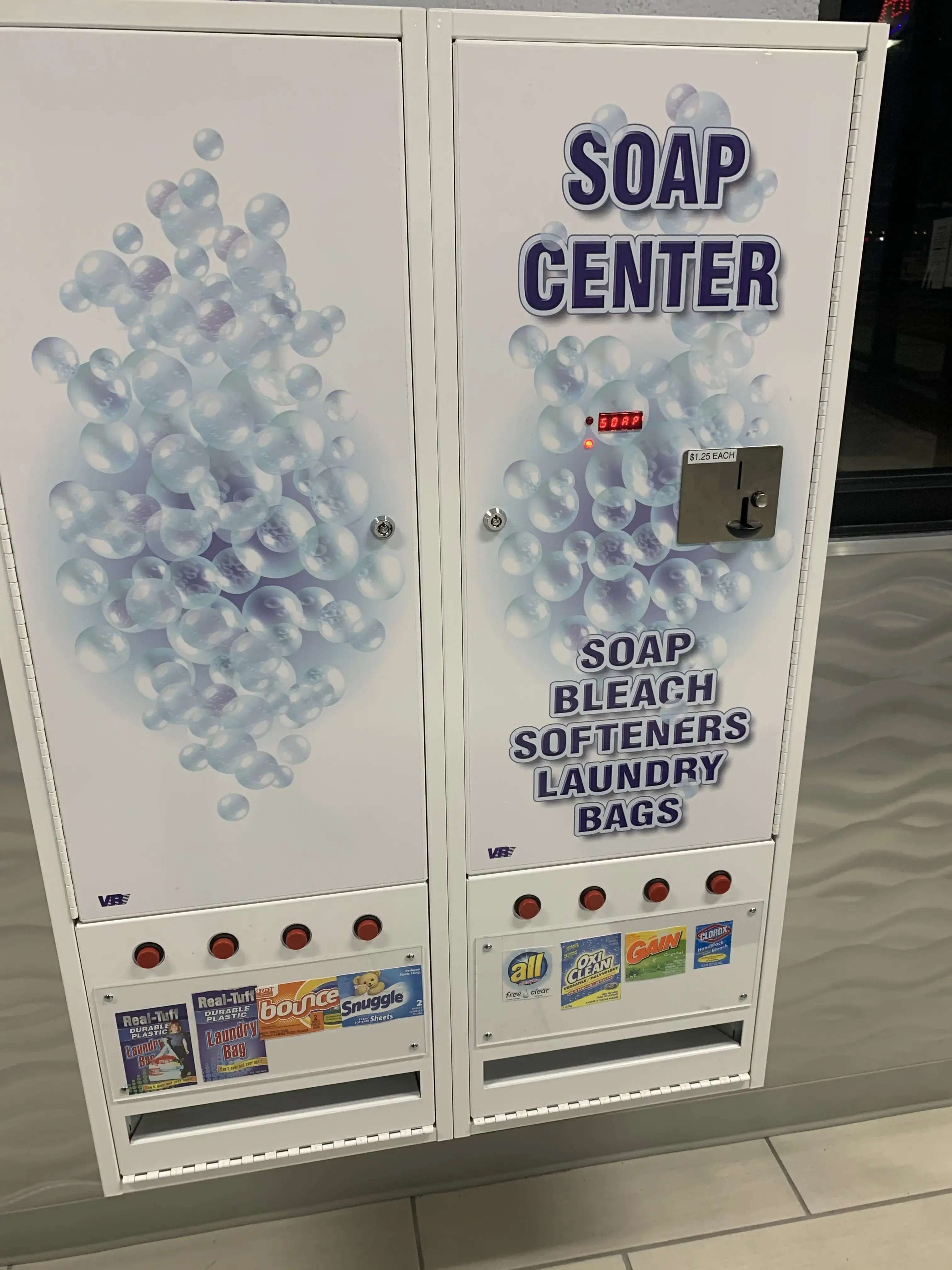 Spin Cycle Laundry Lounge - Image 15