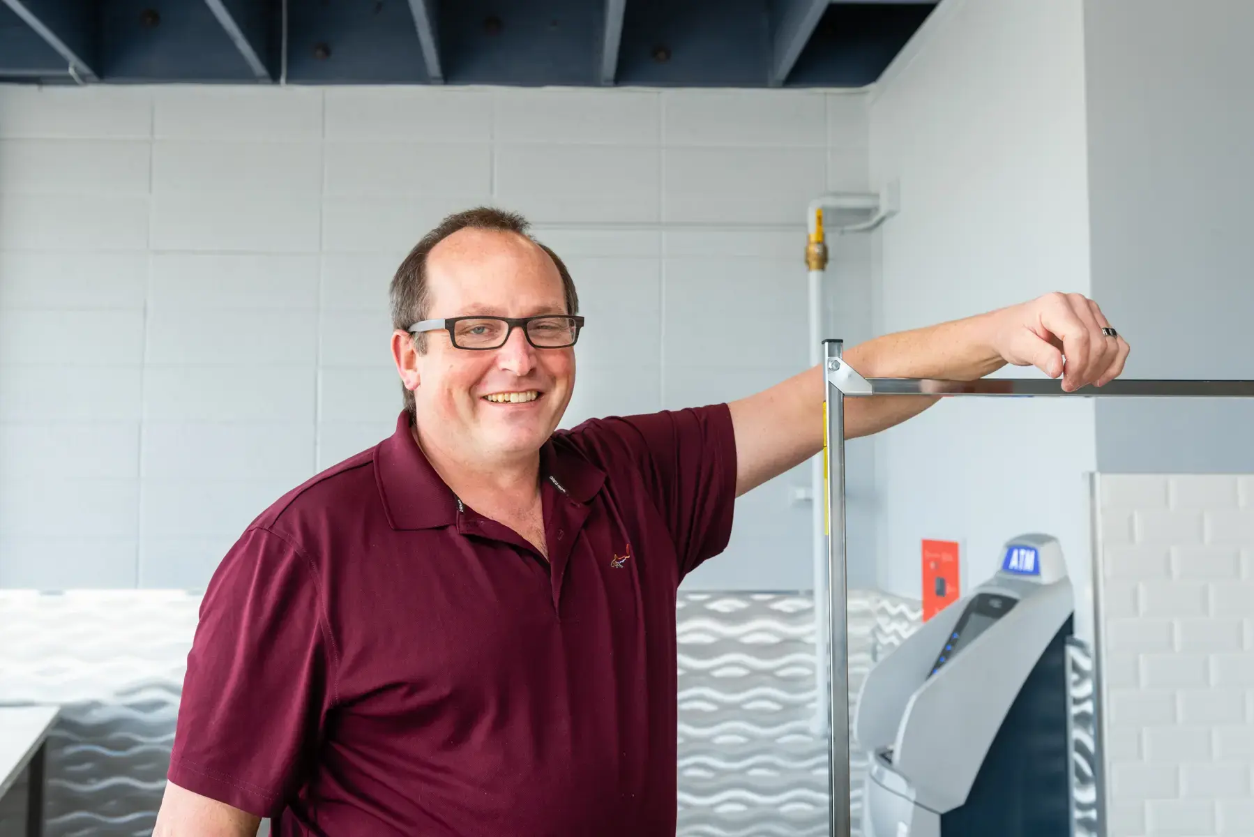 Spin Cycle Laundry Lounge - Image 13