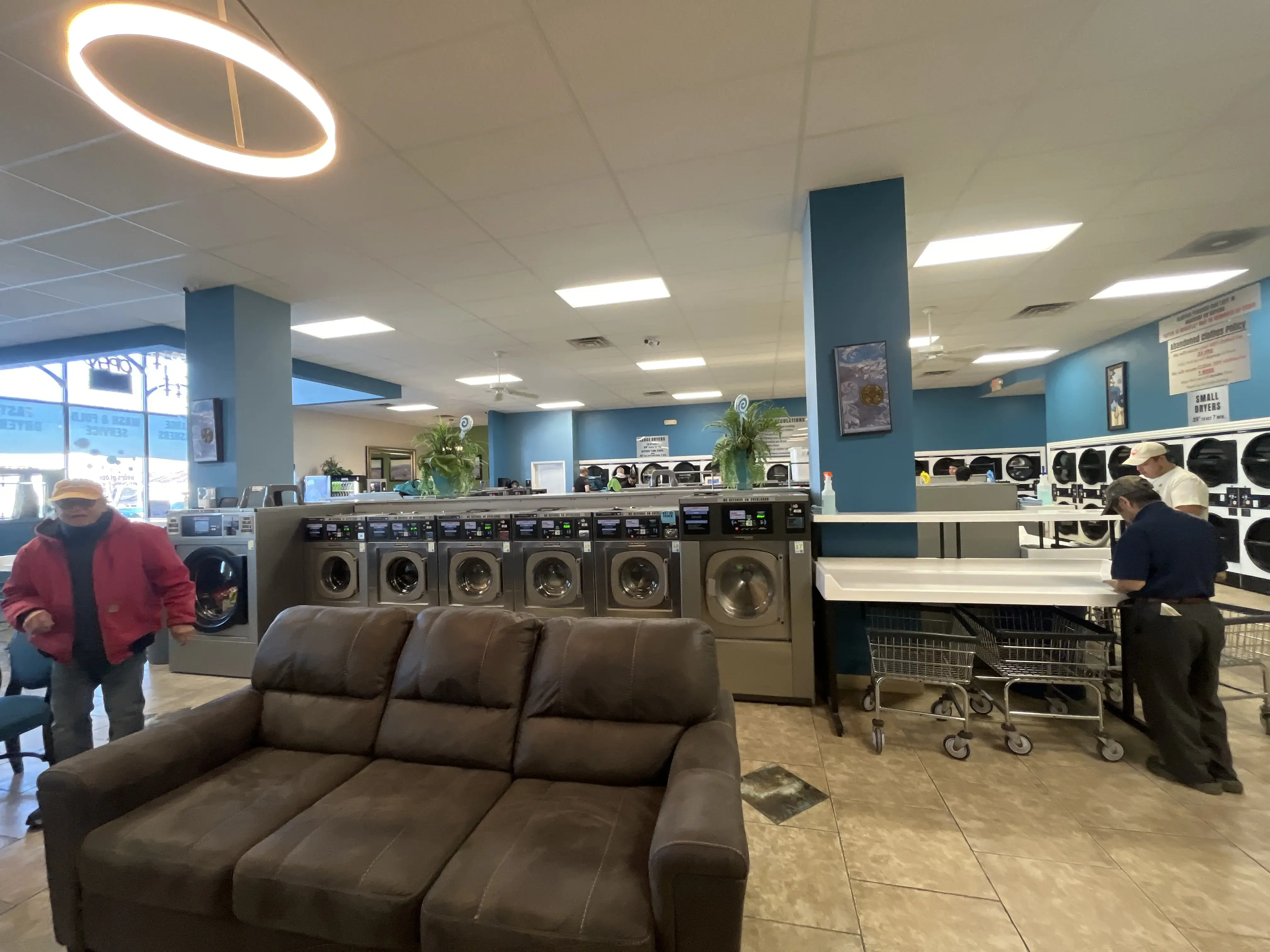 Spin Fresh Coin Laundry - Image 3