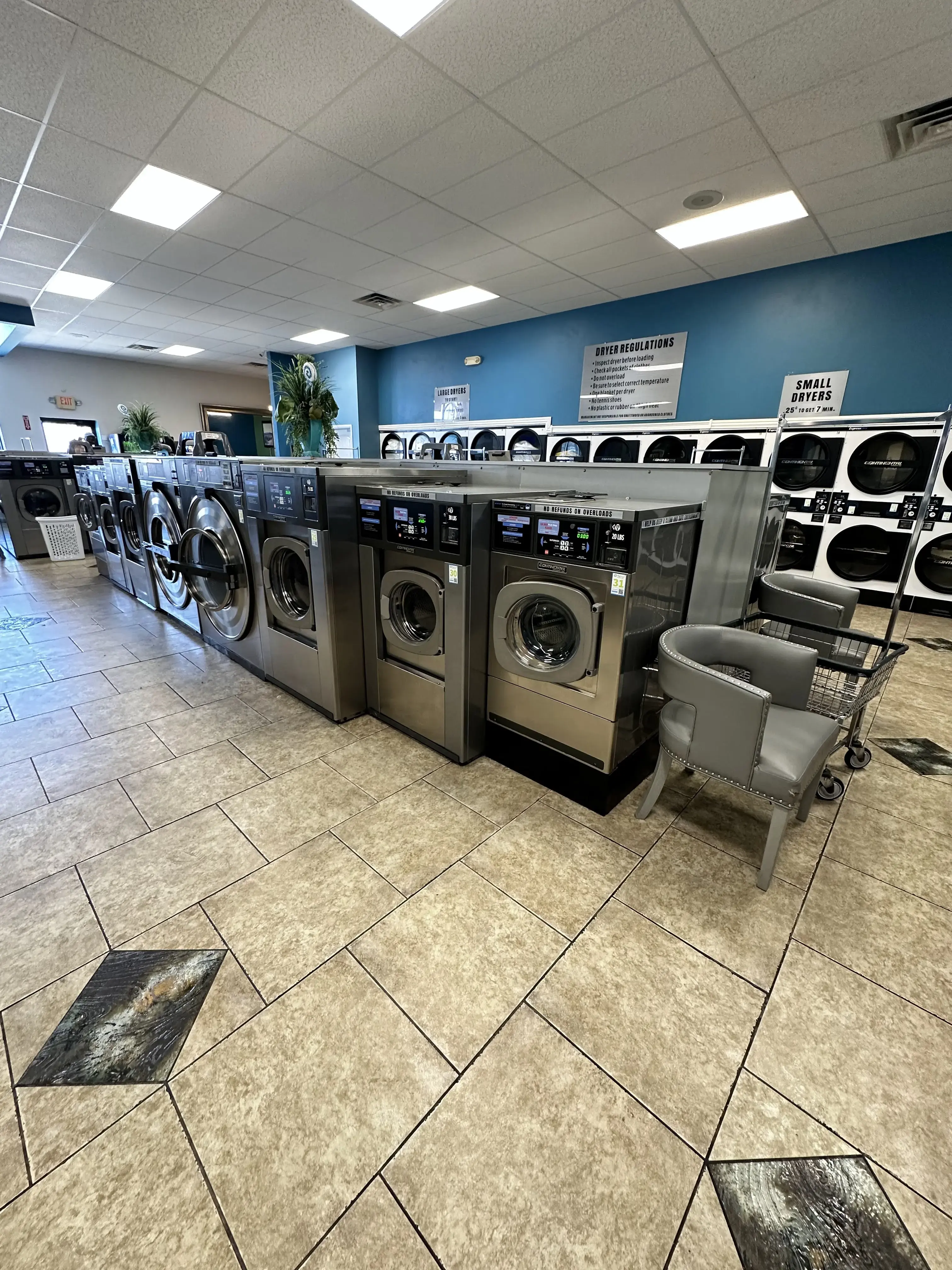 Spin Fresh Coin Laundry - Image 6