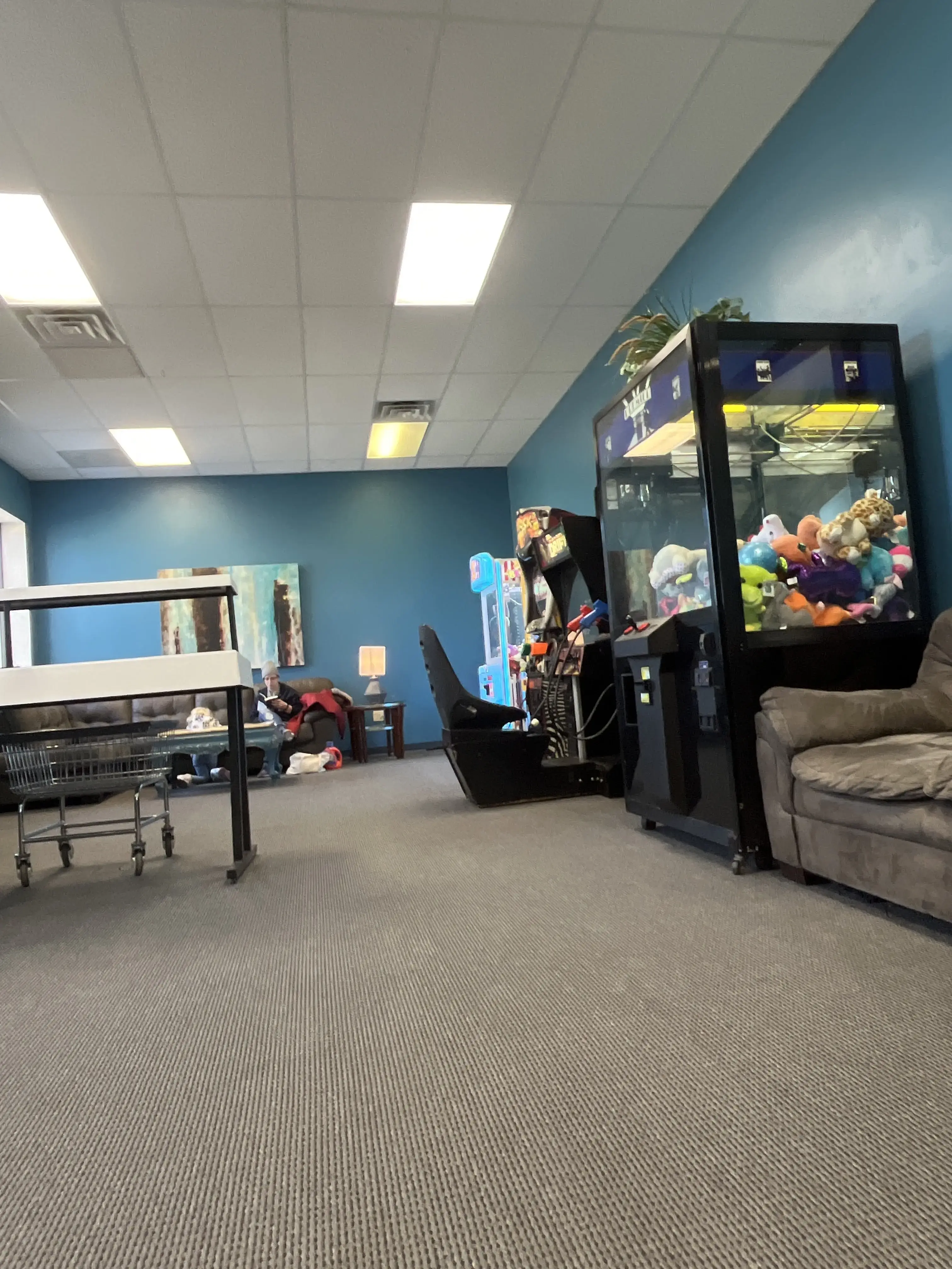 Spin Fresh Coin Laundry - Image 15
