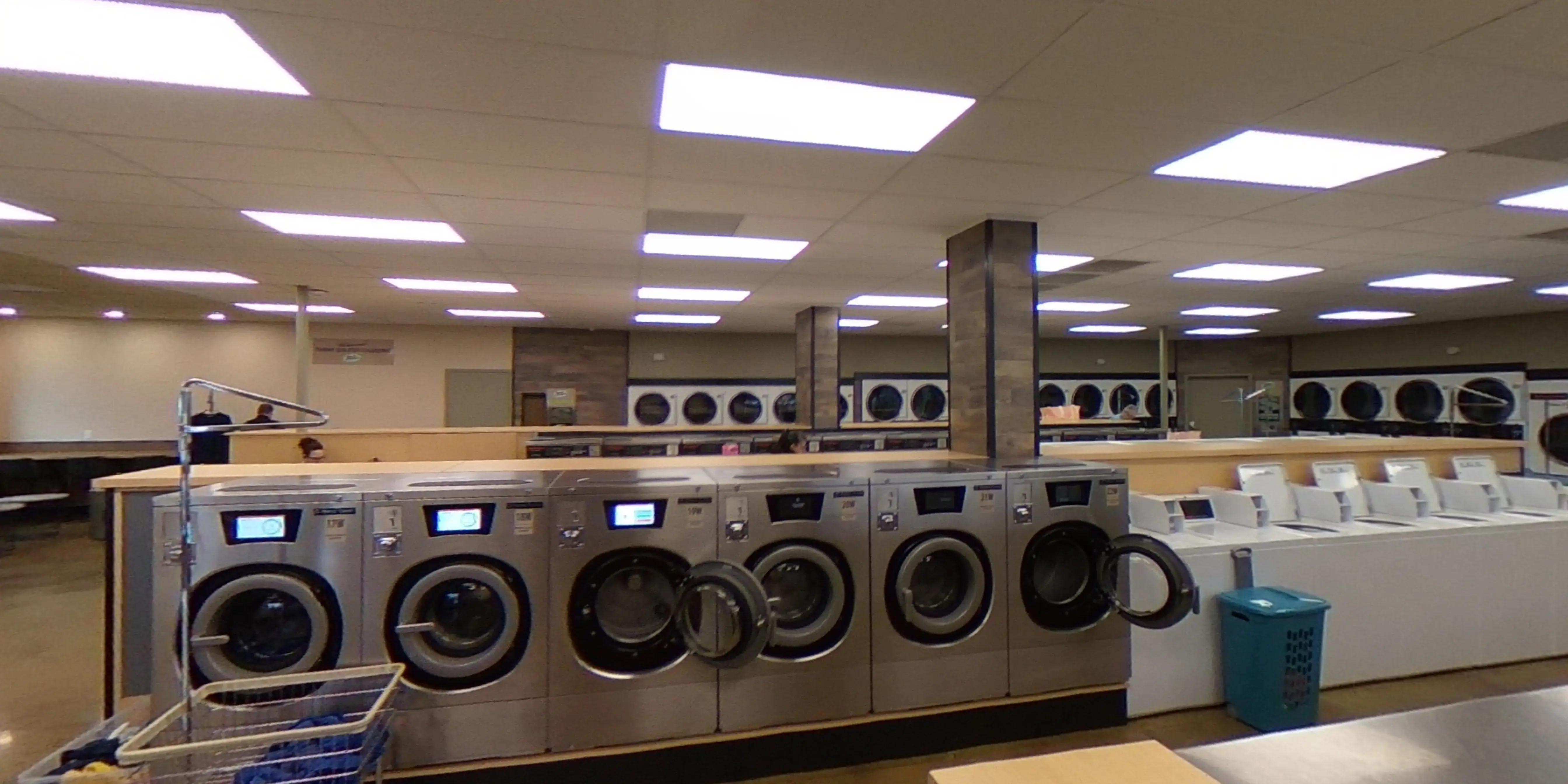Spin Fresh Laundromat thumbnail 12